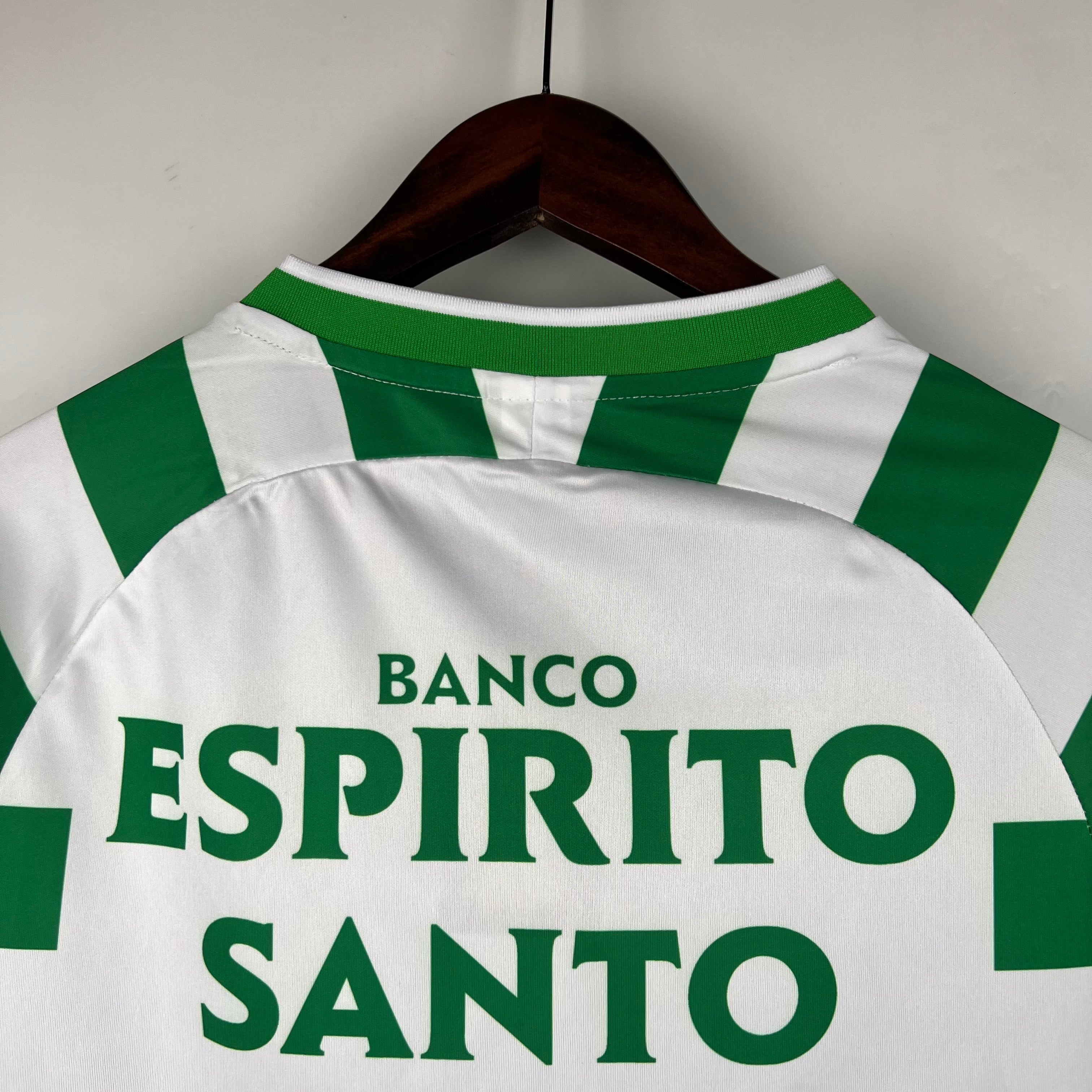 1990s Sporting Lisbon Retro Football Shirt | Green White Home