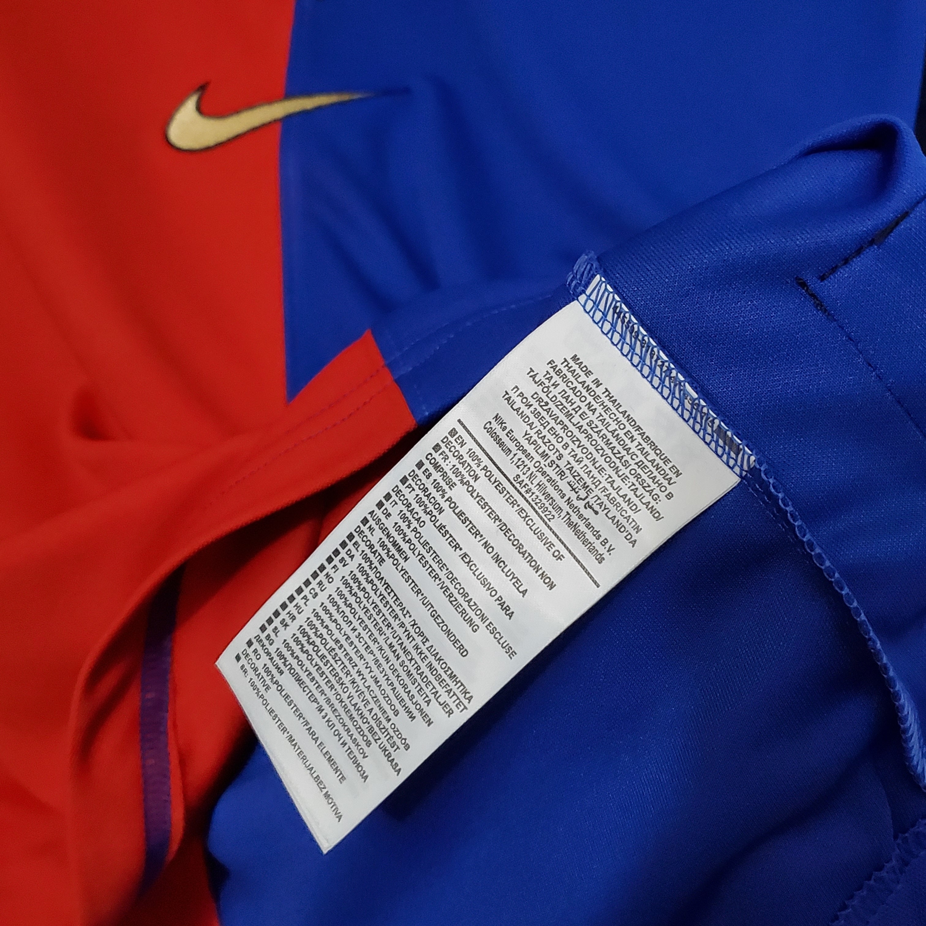 1990s Barcelona Retro Football Shirt | Red Blue Home