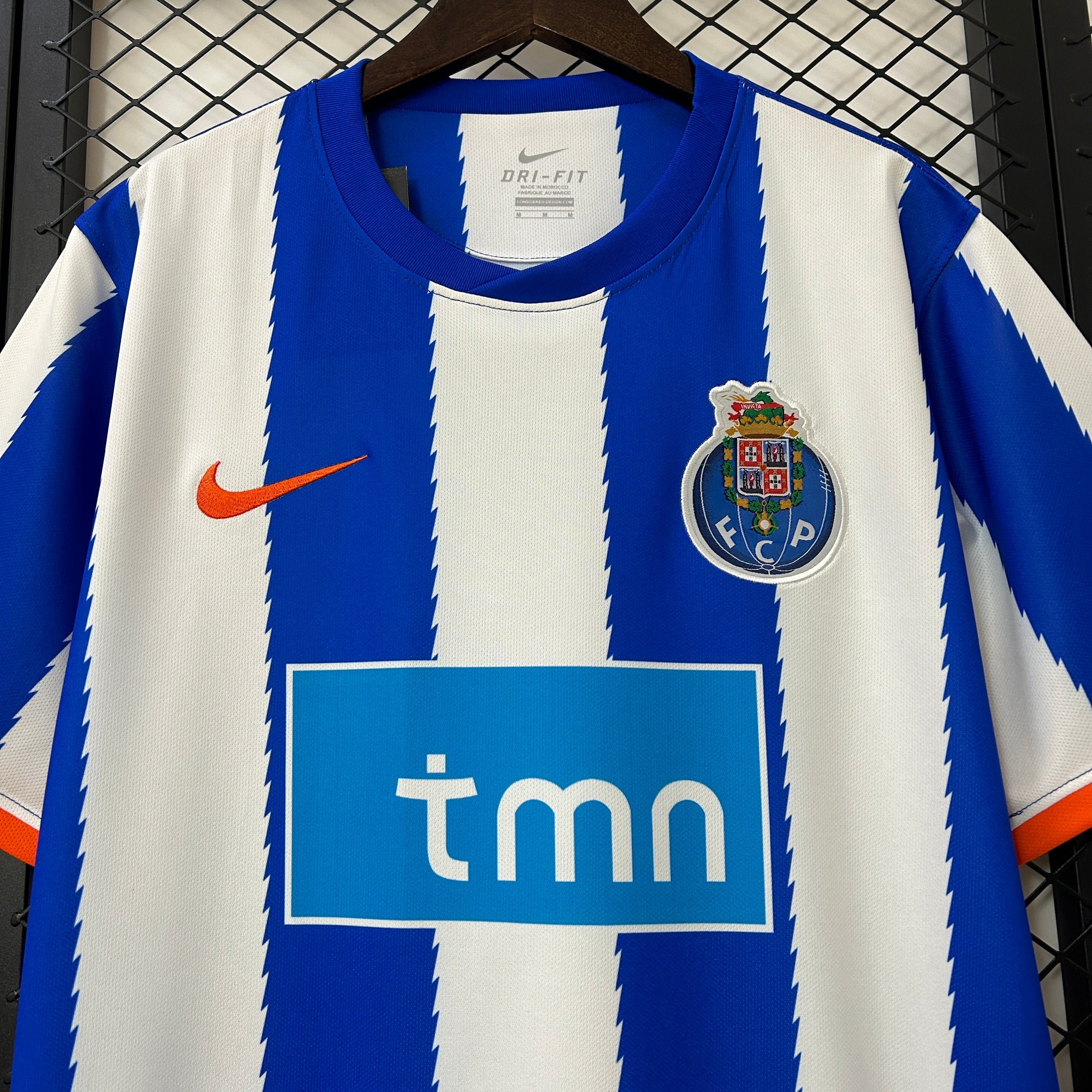 2010s FC Porto Retro Football Shirt | Blue White Home