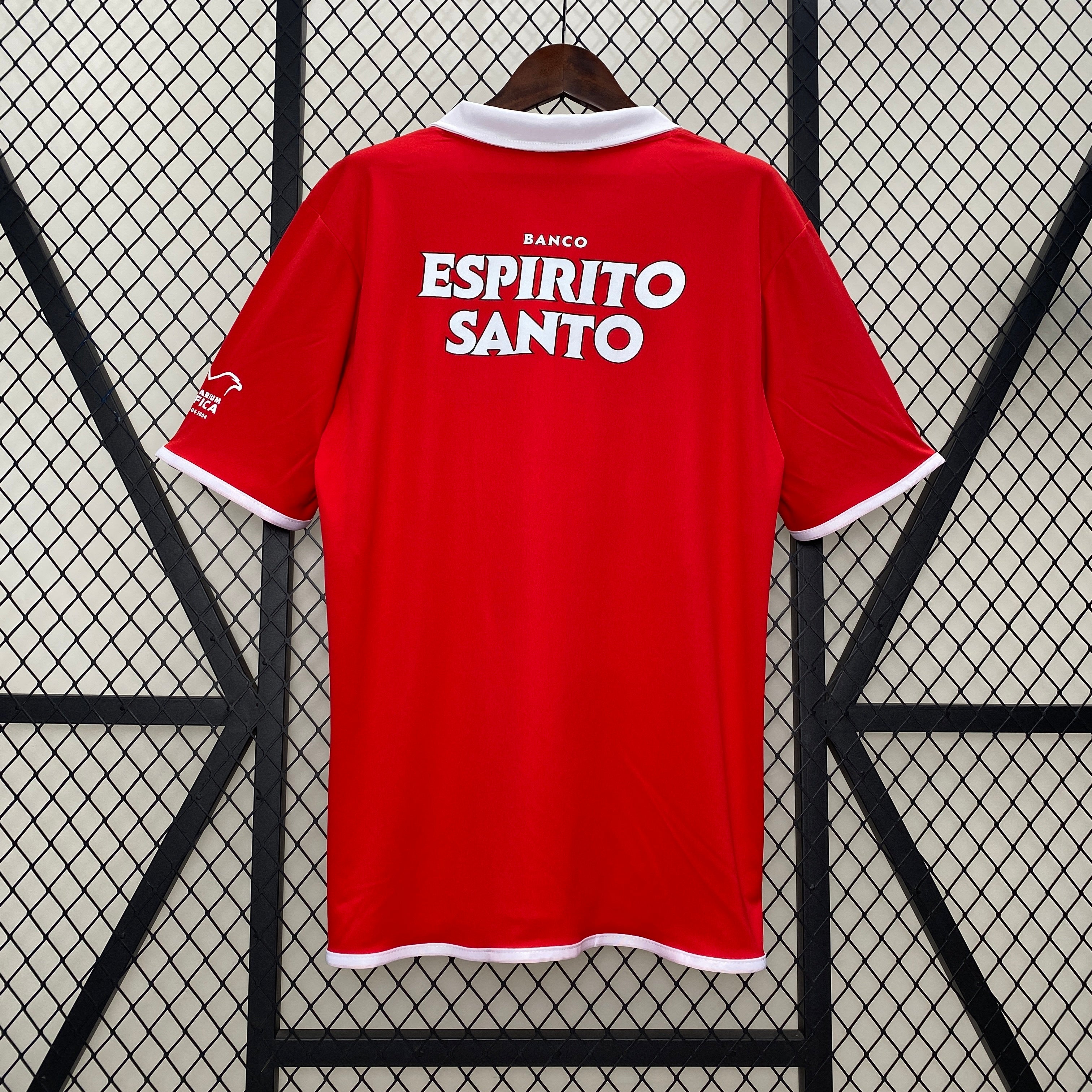 1990s Benfica Retro Football Shirt | Red White Home