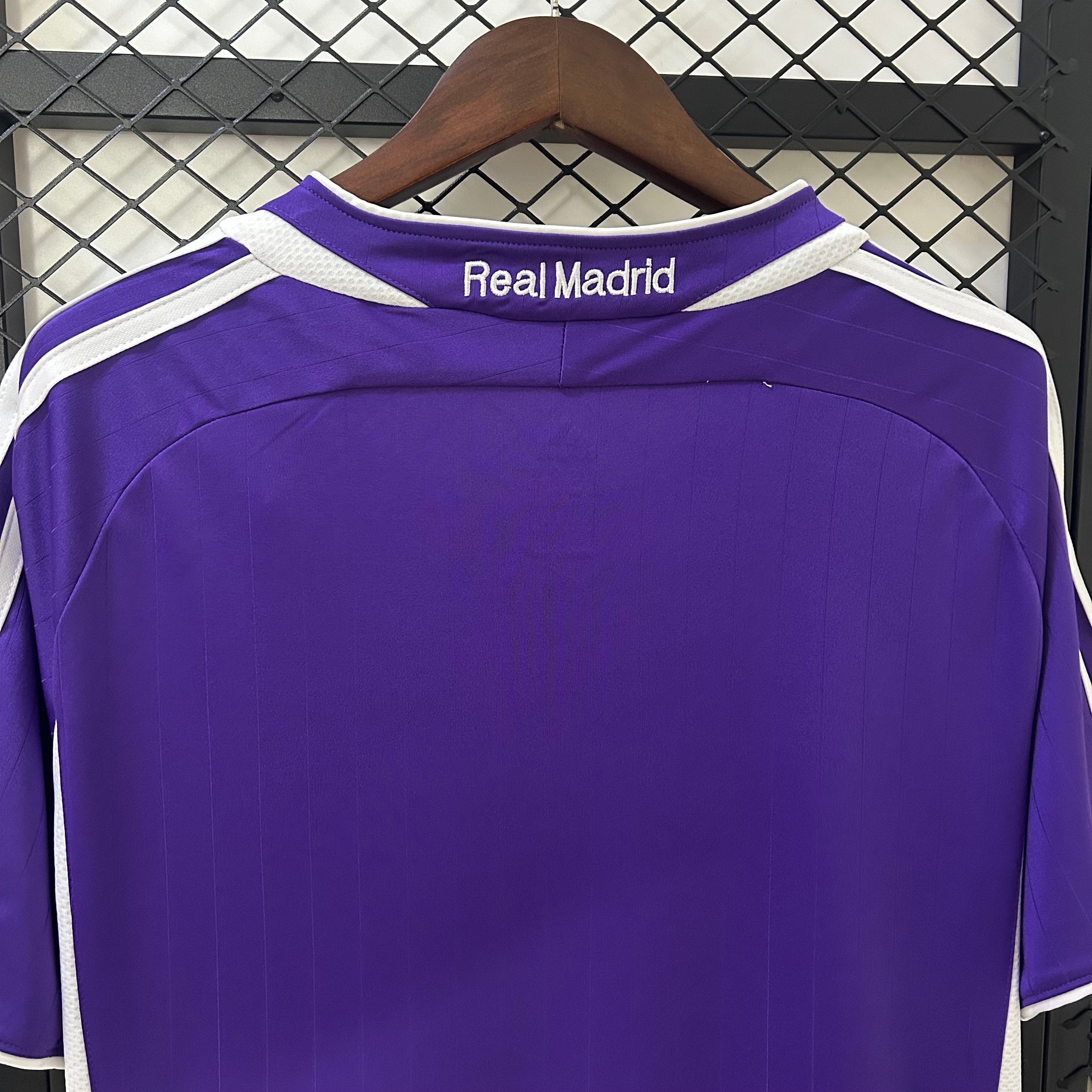 2000s Real Madrid Retro Football Shirt | Purple White Third