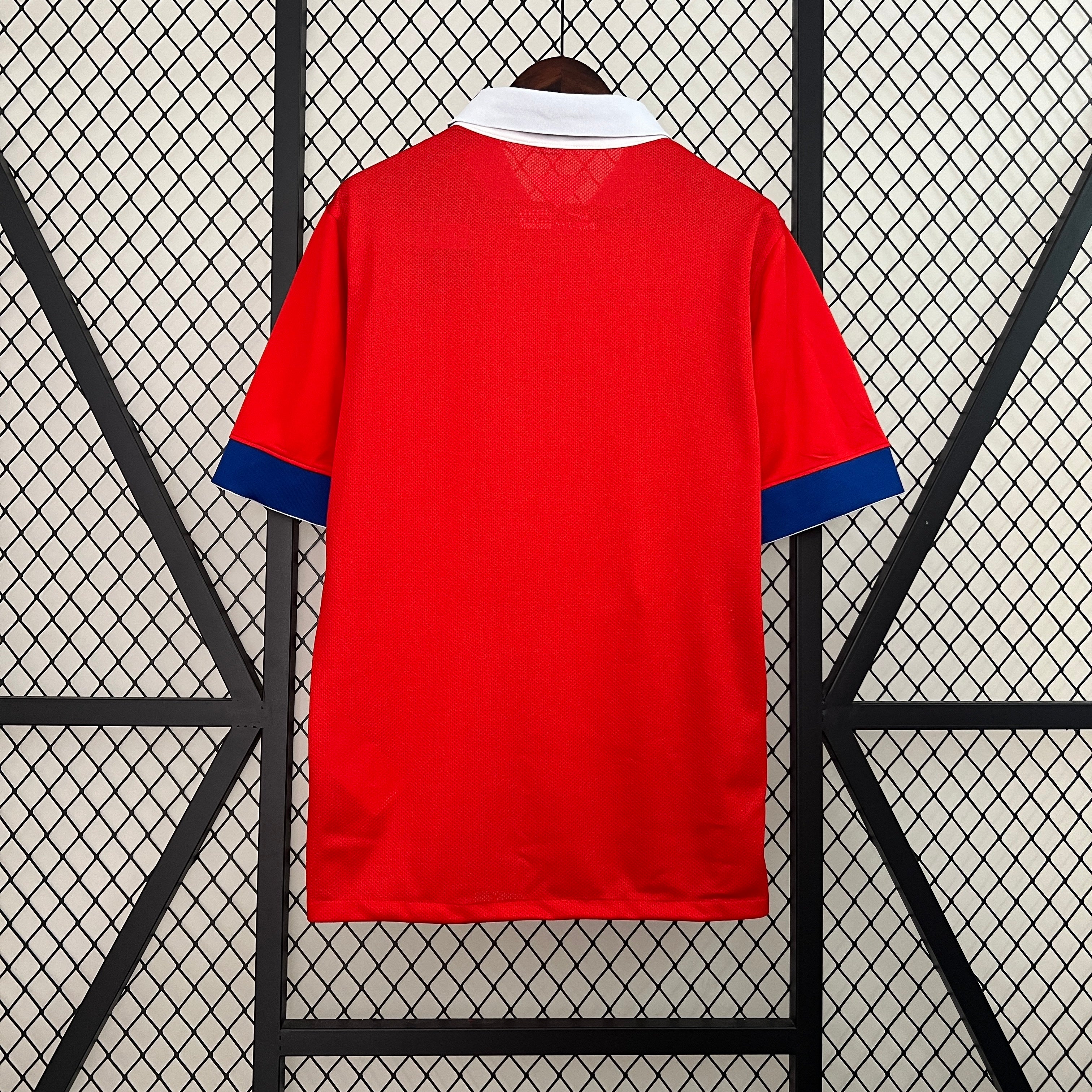 2000s Chile Retro Football Shirt | Red Blue Home