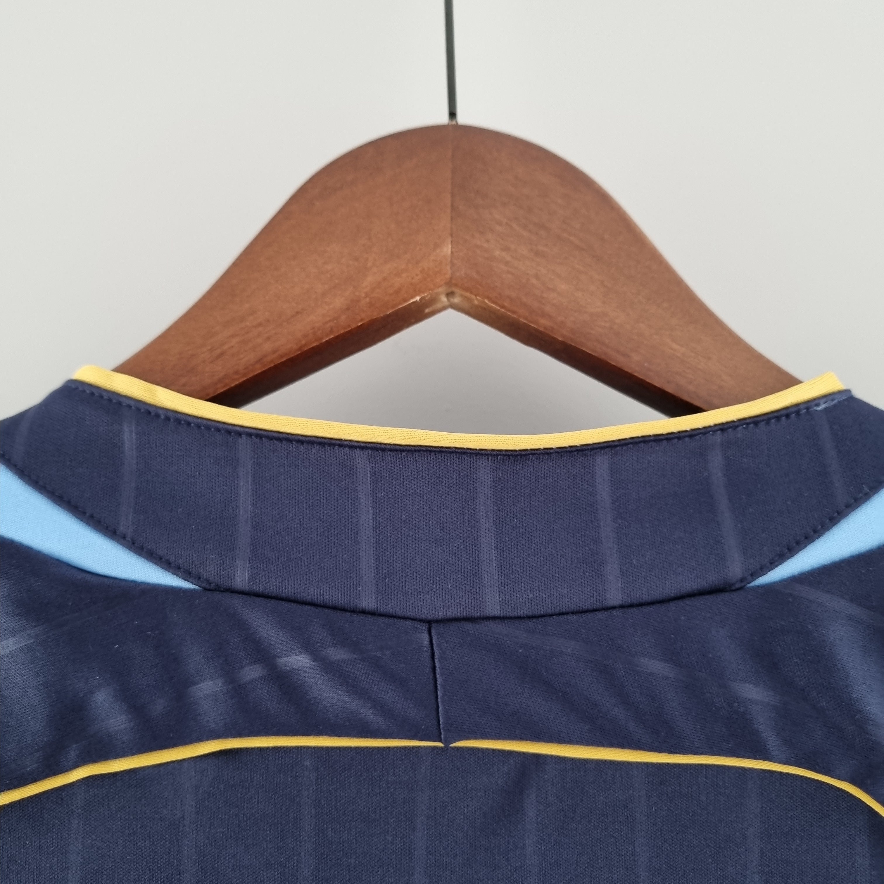 2000s Argentina Retro Football Shirt | Navy Sky Blue Home