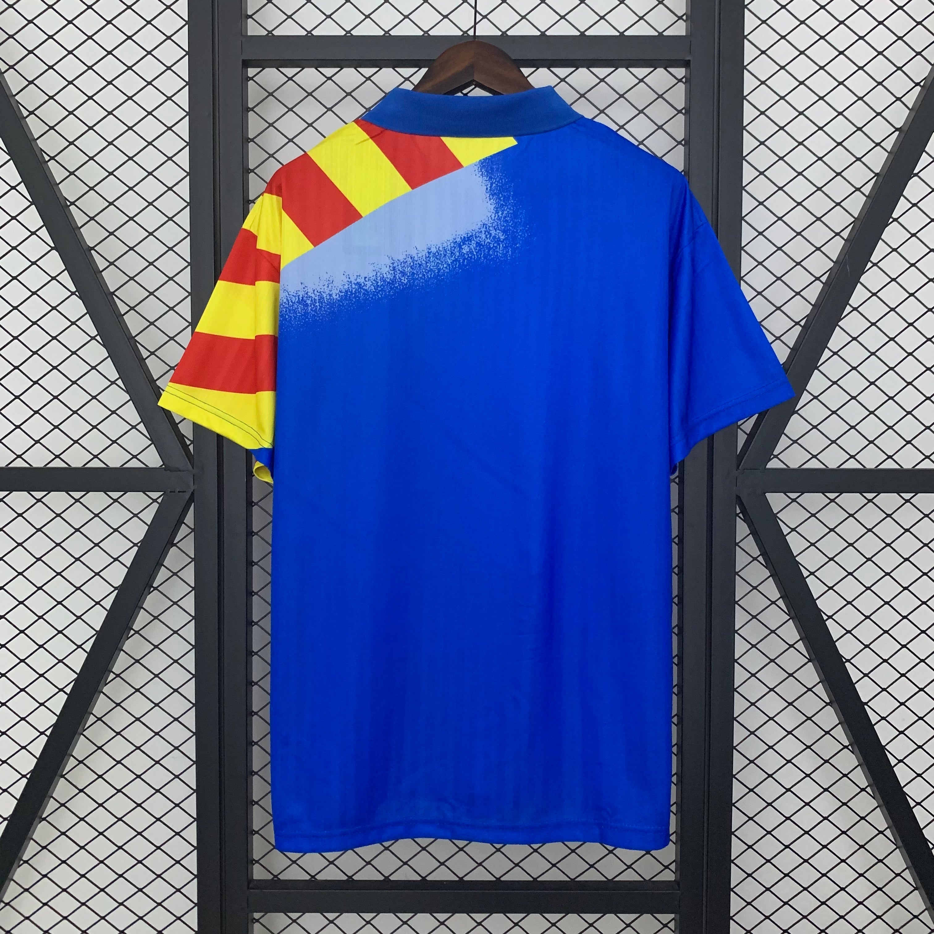 1990s Valencia Retro Football Shirt | Blue Yellow Home
