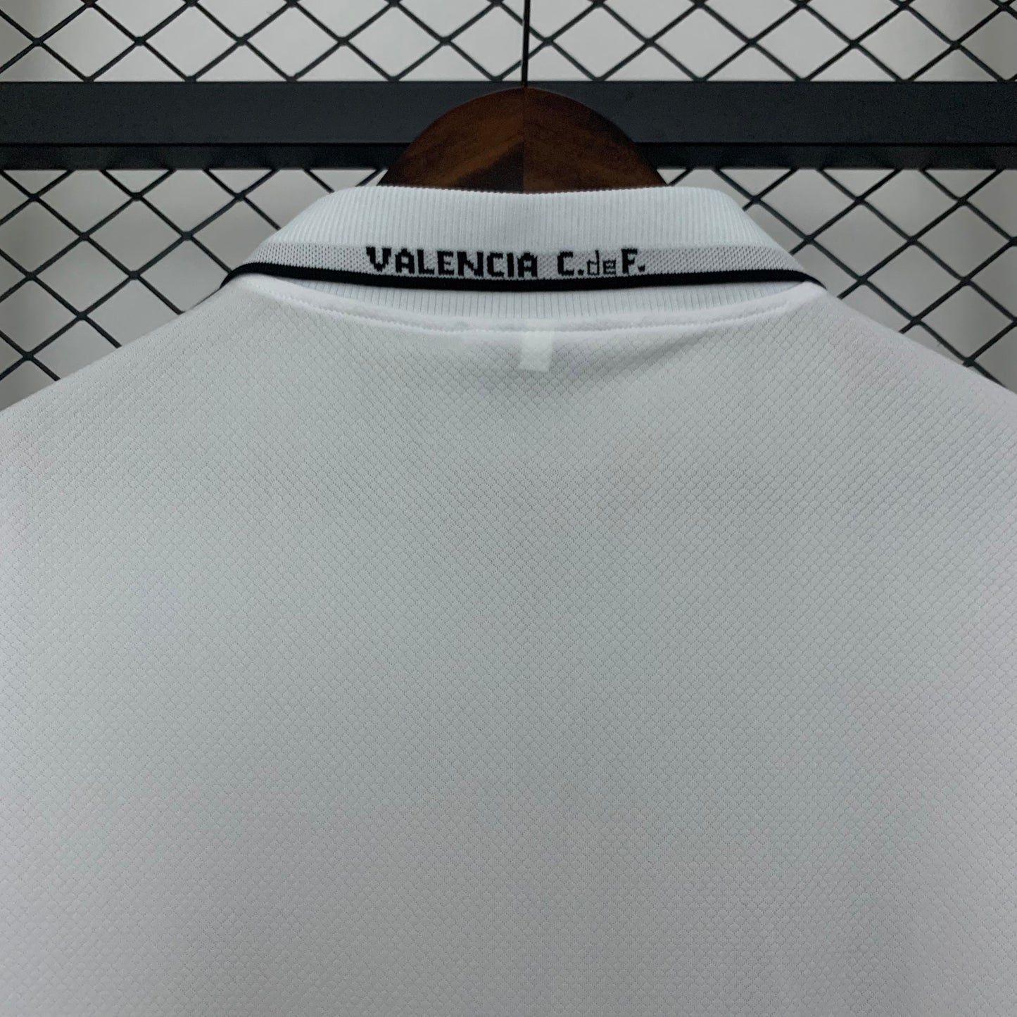 1990s Valencia Retro Football Shirt | White Black Home