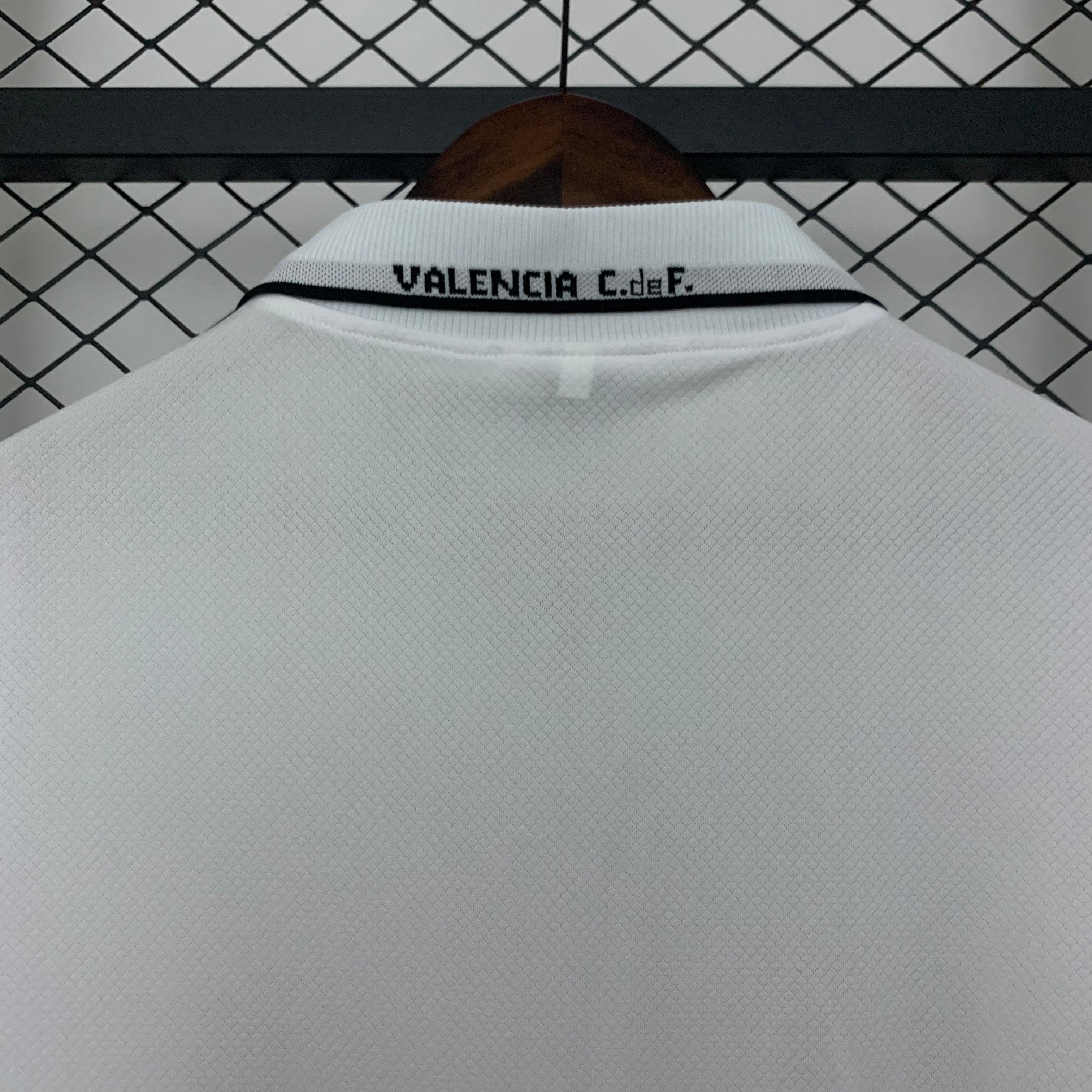 1990s Valencia Retro Football Shirt | White Black Home
