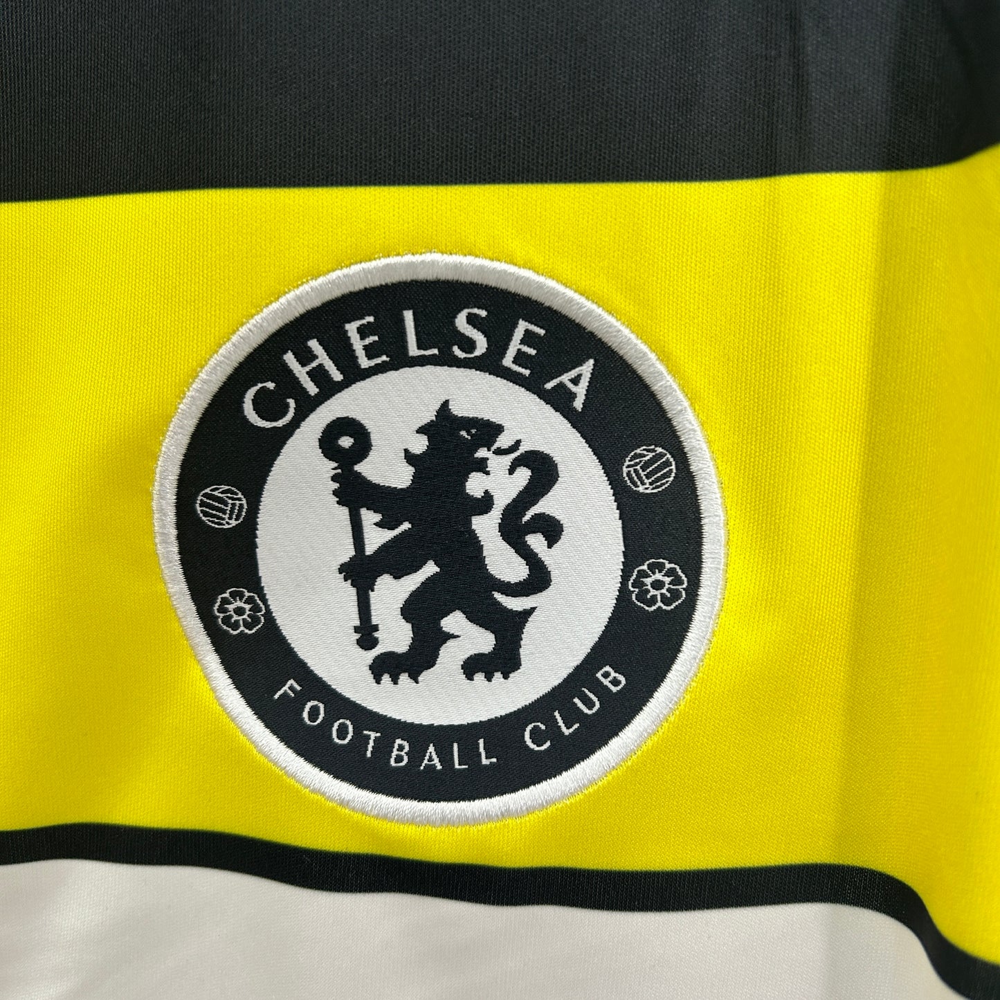 2000s Chelsea Retro Football Shirt | Yellow Black Home