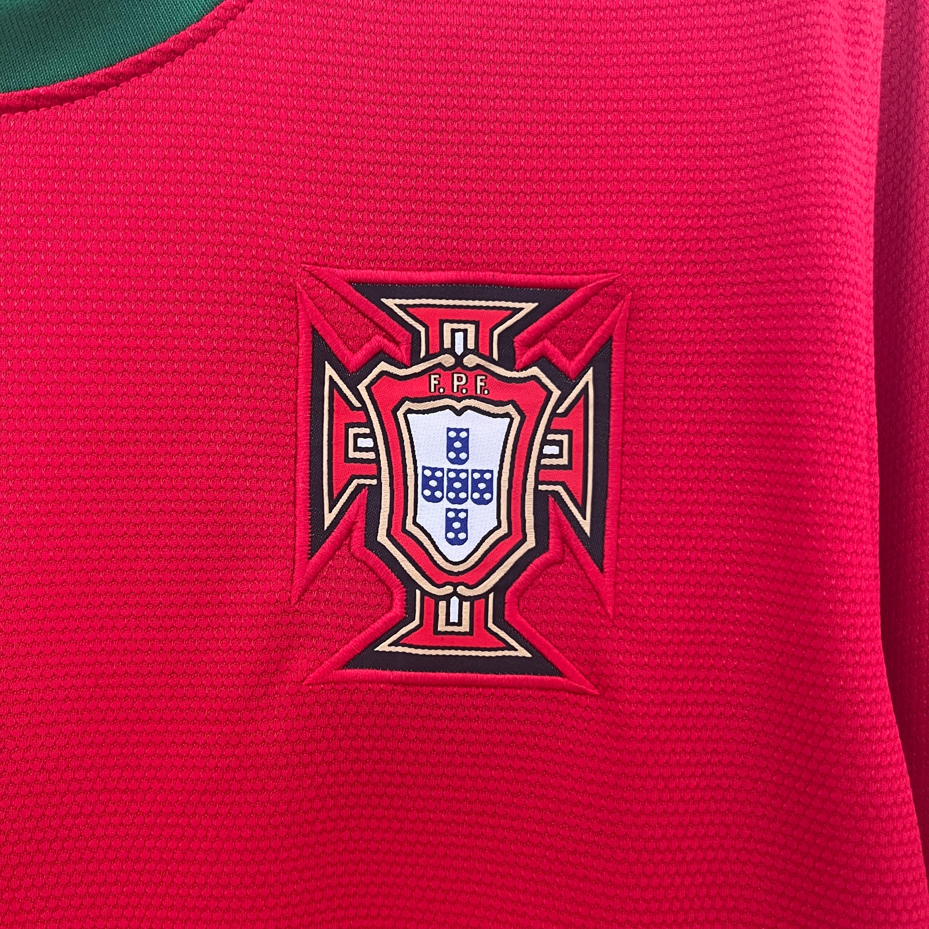 2000s Portugal Retro Football Shirt | Red Green Home