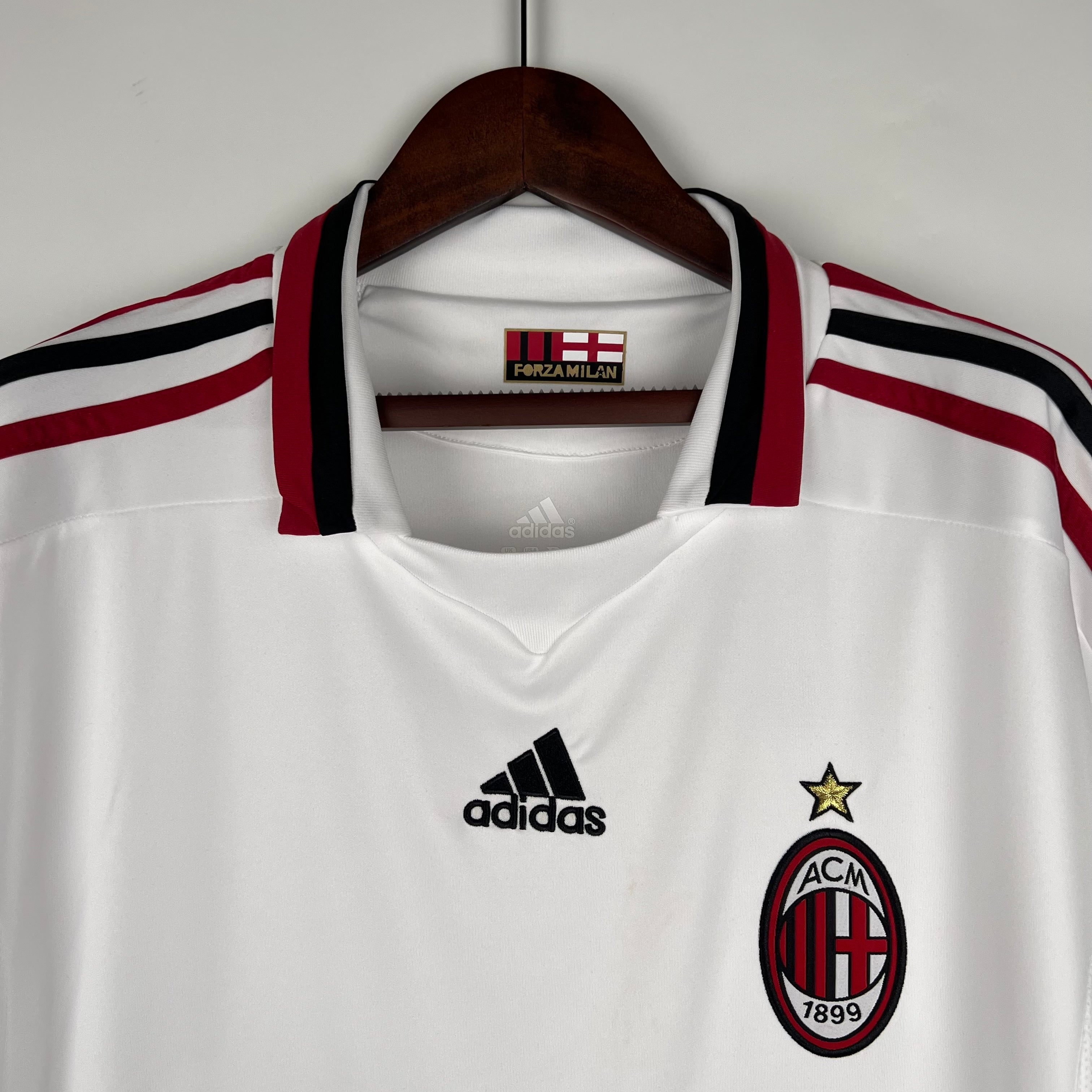 2000s AC Milan Retro Football Shirt | White Red Away