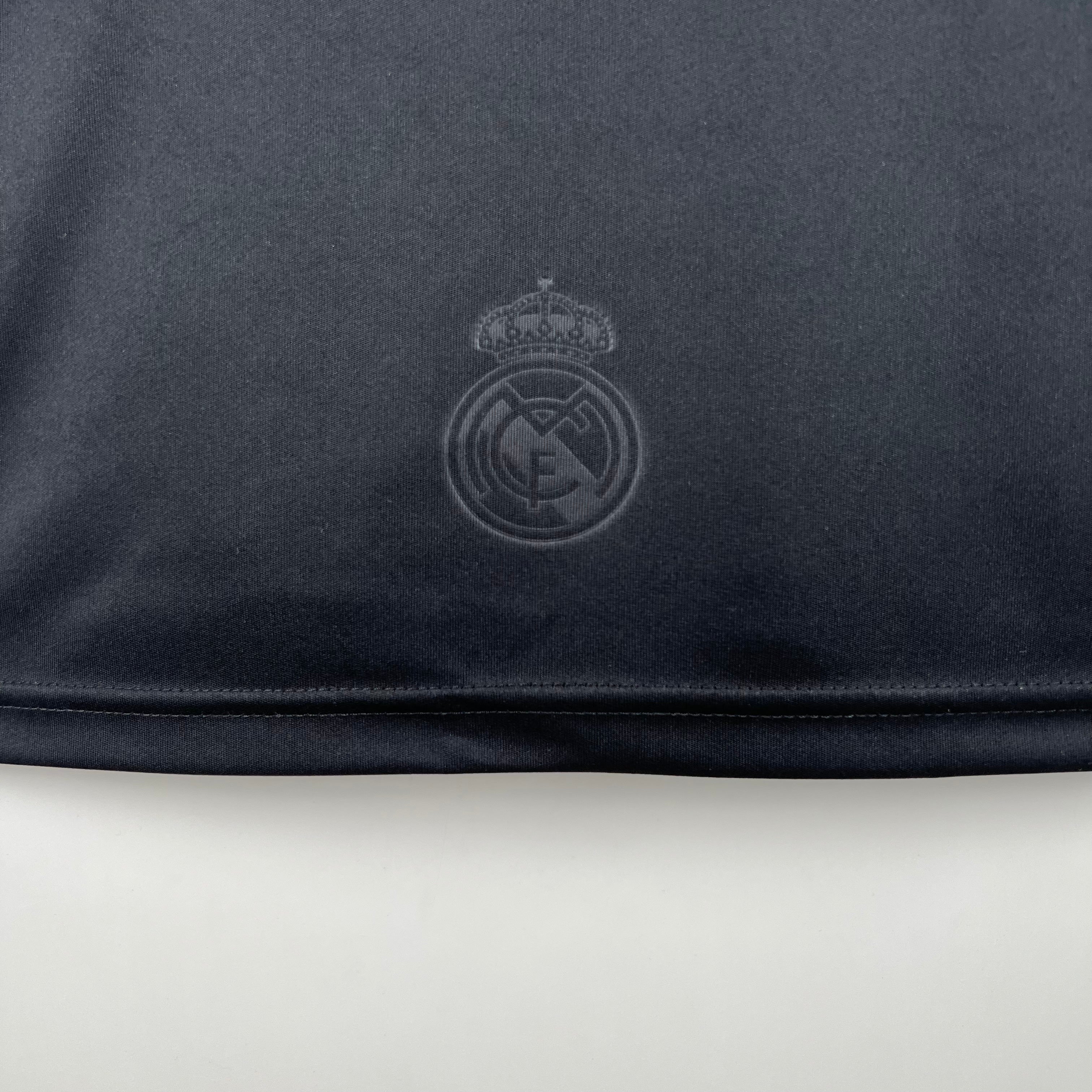 2000s Real Madrid Retro Football Shirt | Black White Home