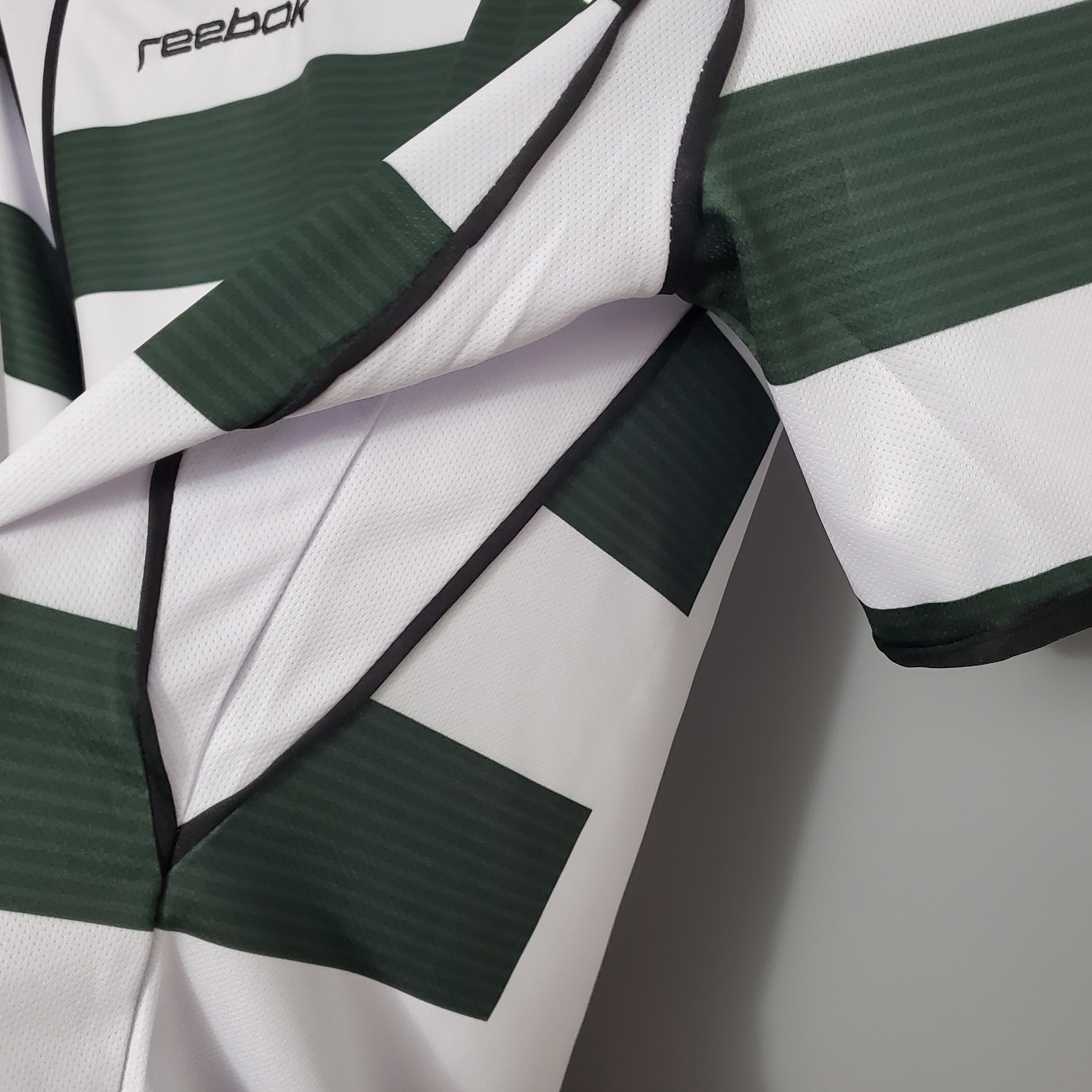 1990s Sporting CP Retro Football Shirt | Green White Home
