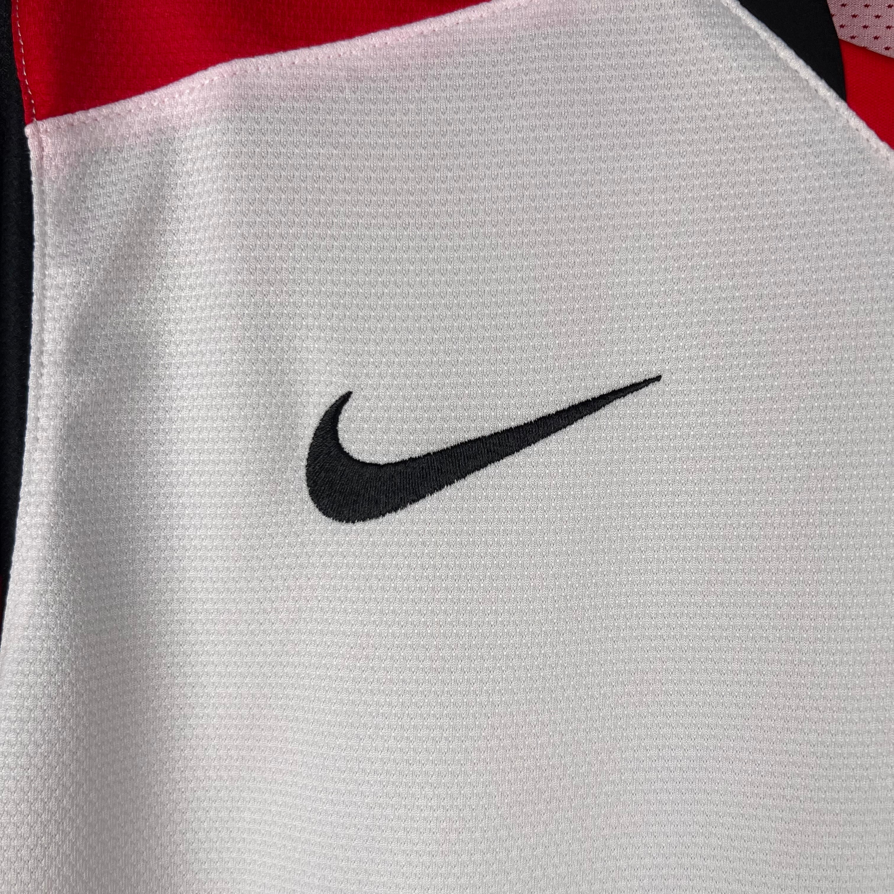 2000s Flamengo Retro Football Shirt | White Red Home