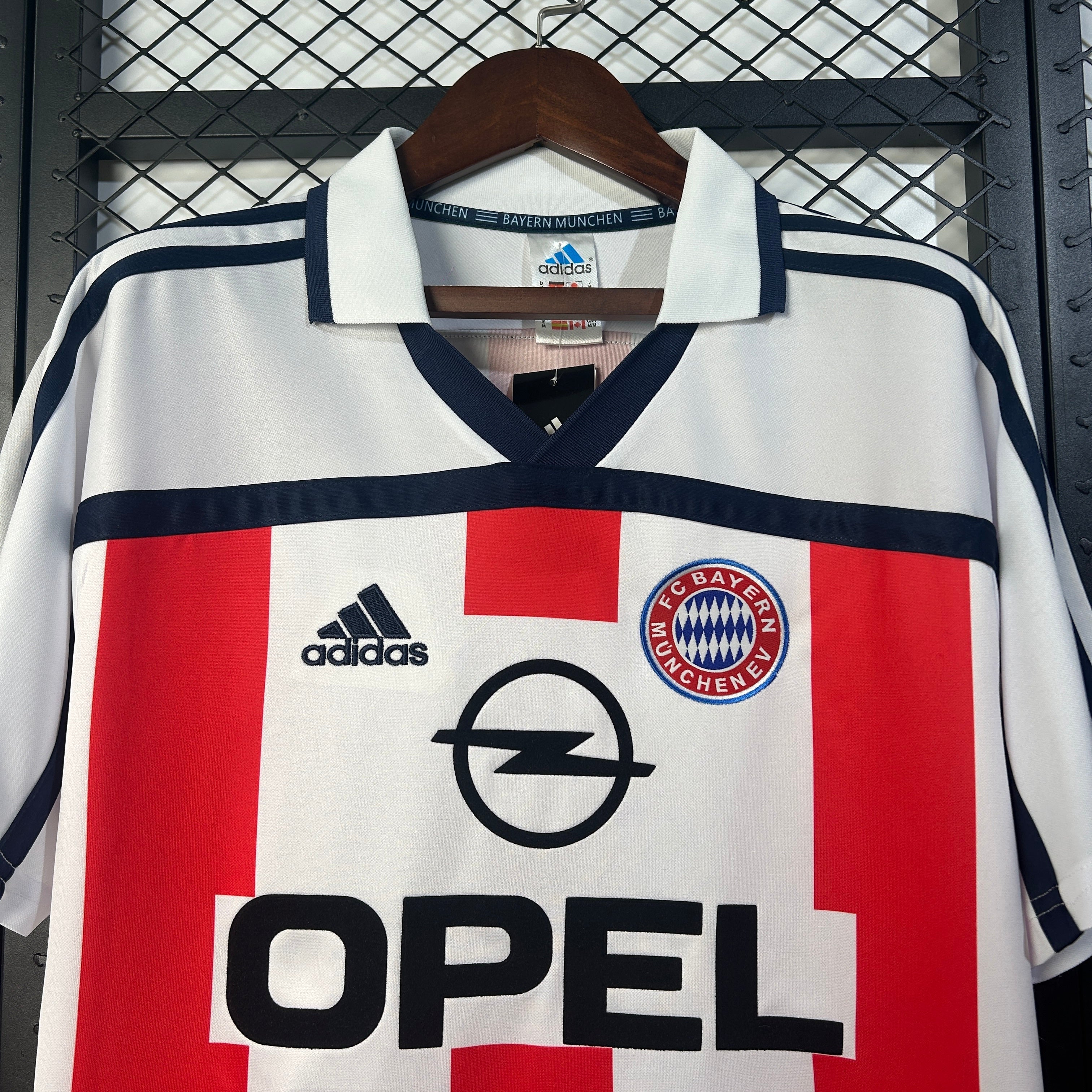 1990s Bayern Munich Retro Football Shirt | White Red Home