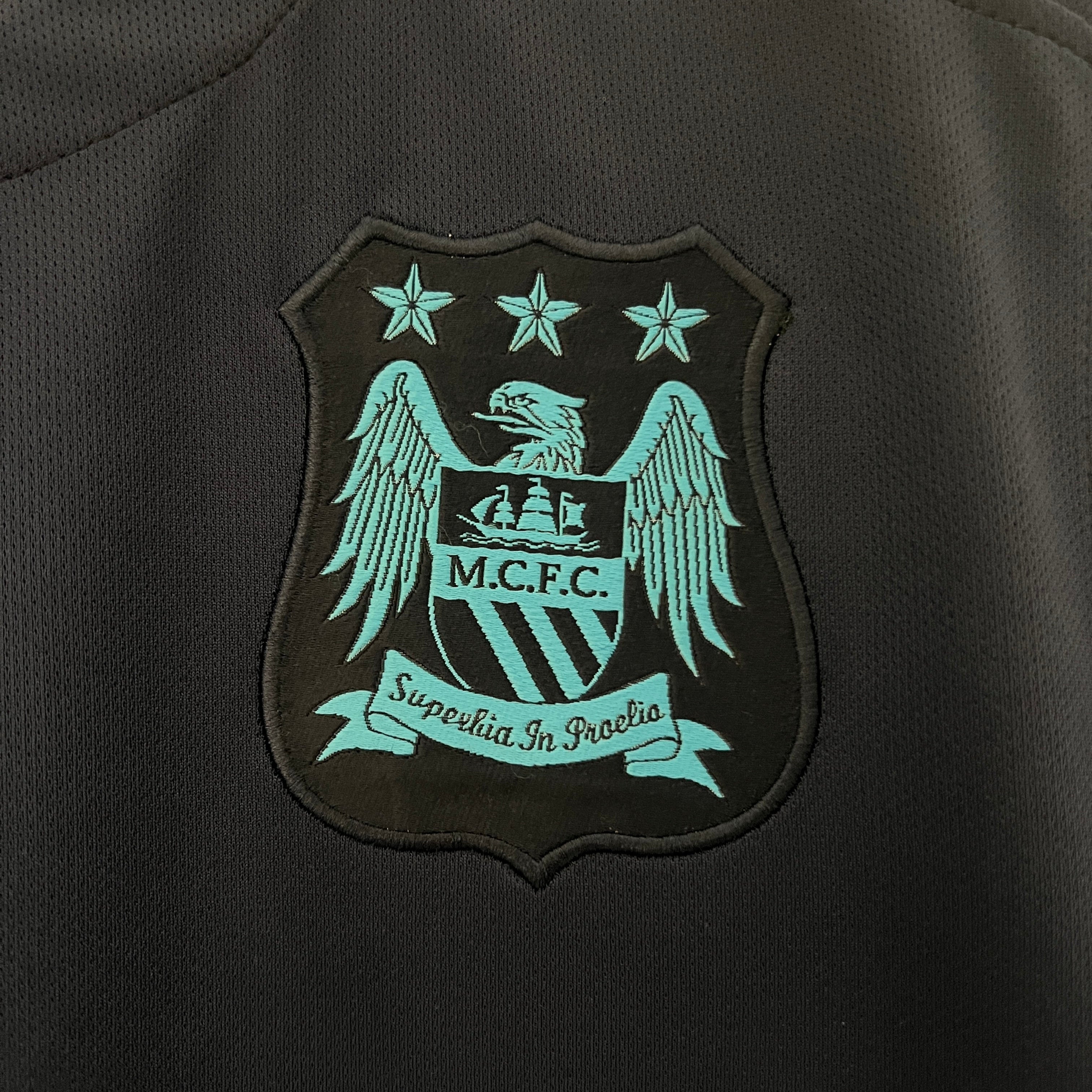2010s Manchester City Retro Football Shirt | Navy Blue Third