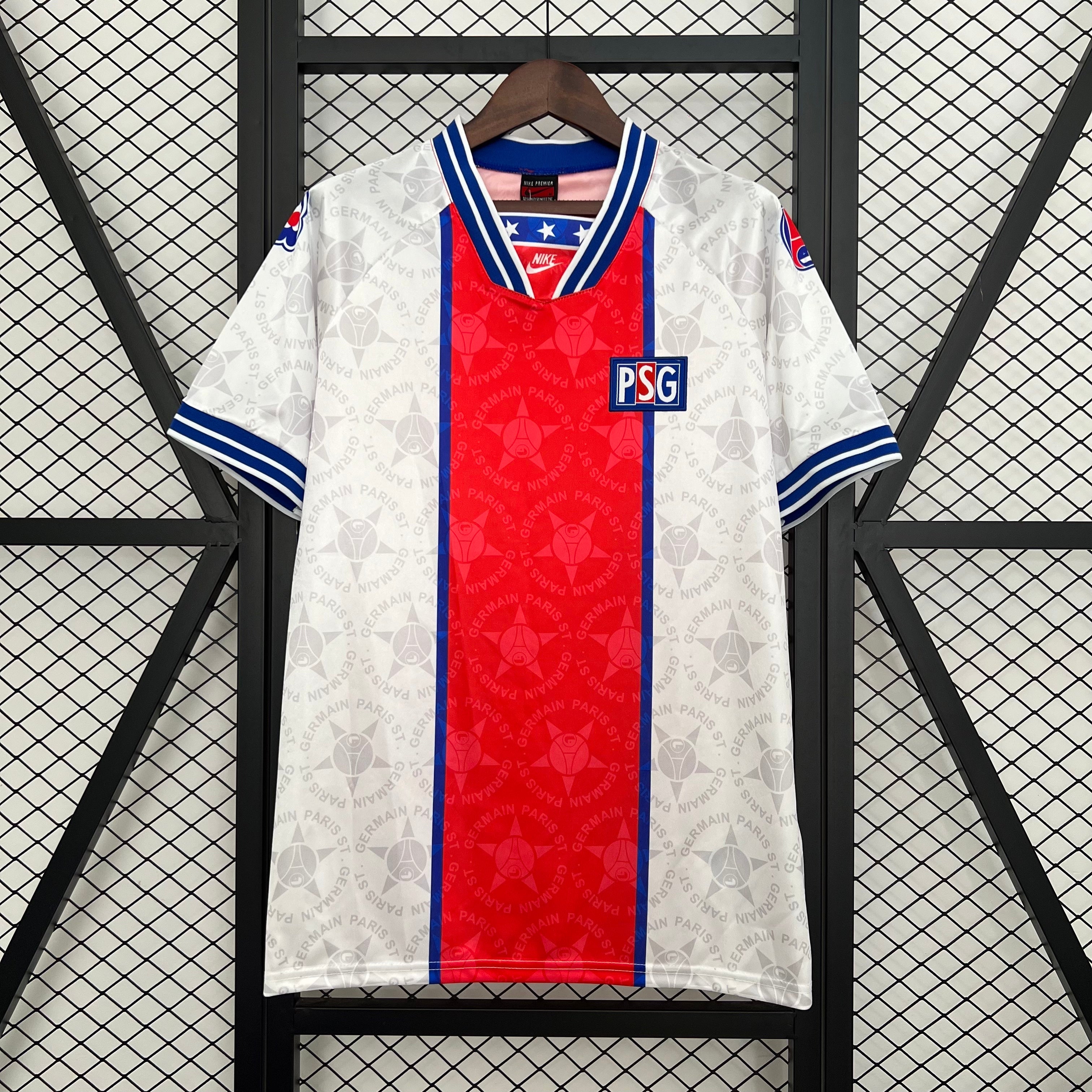 1990s Paris Saint-Germain Retro Football Shirt | White Red Home