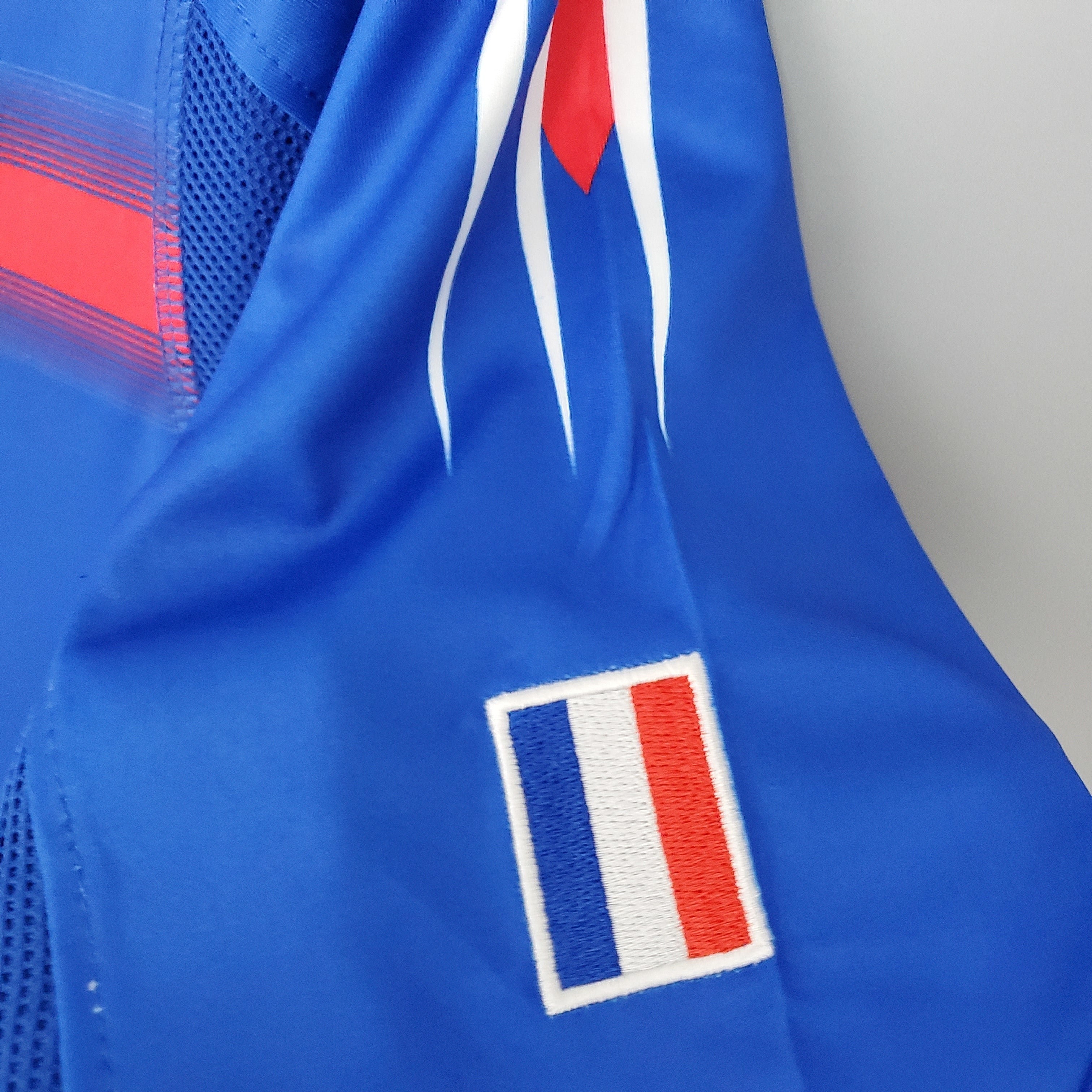 2000s France Retro Football Shirt | Blue Red Home
