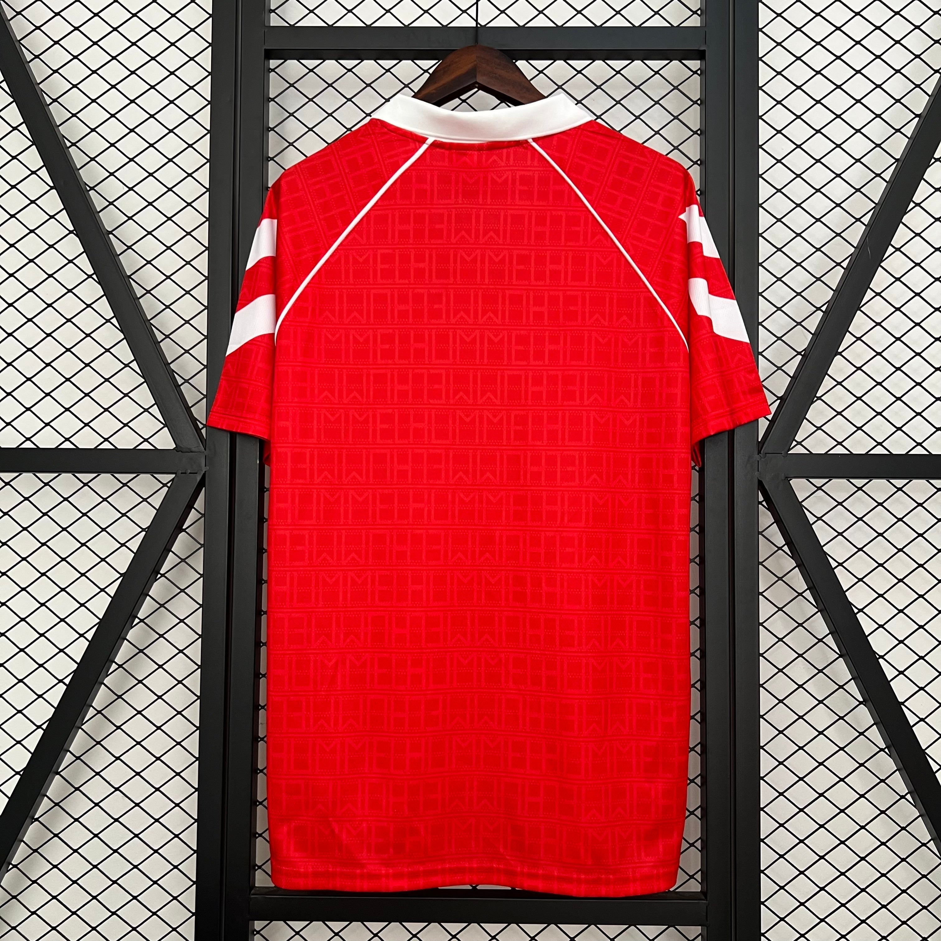 1990s Benfica Retro Football Shirt | Red White Home