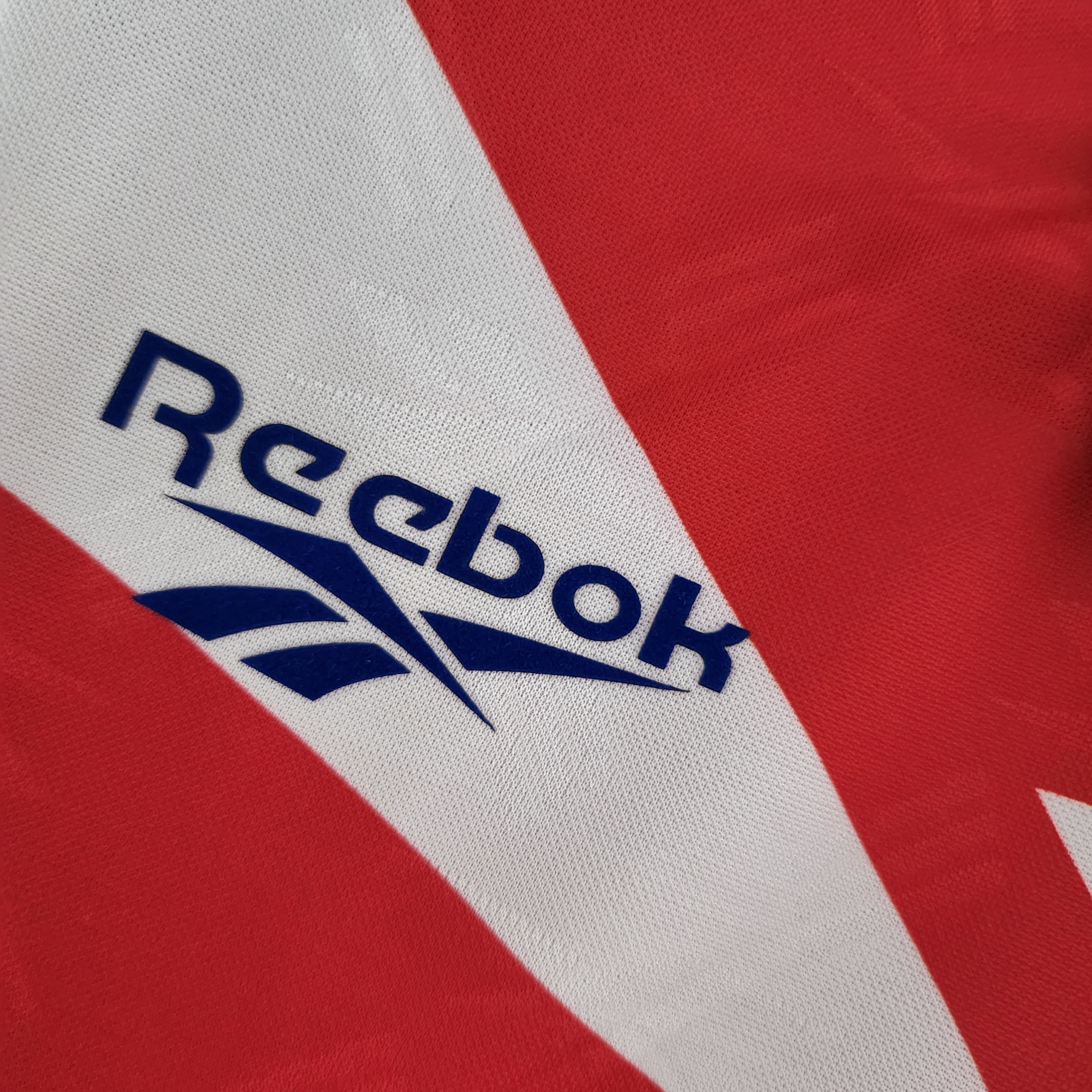 1990s Chile Retro Football Shirt | Red Blue Home