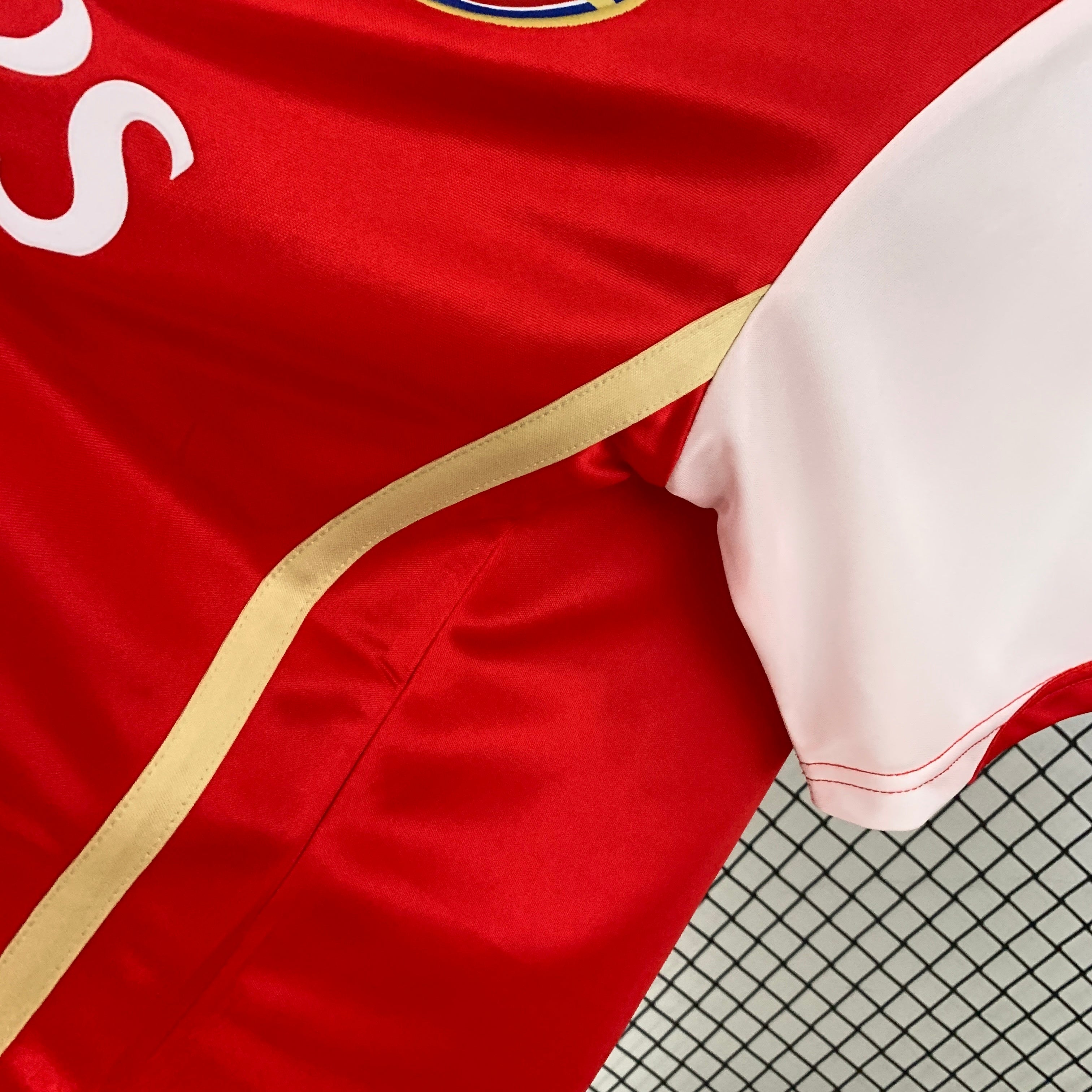 2000s Arsenal Retro Football Shirt | Red White Home