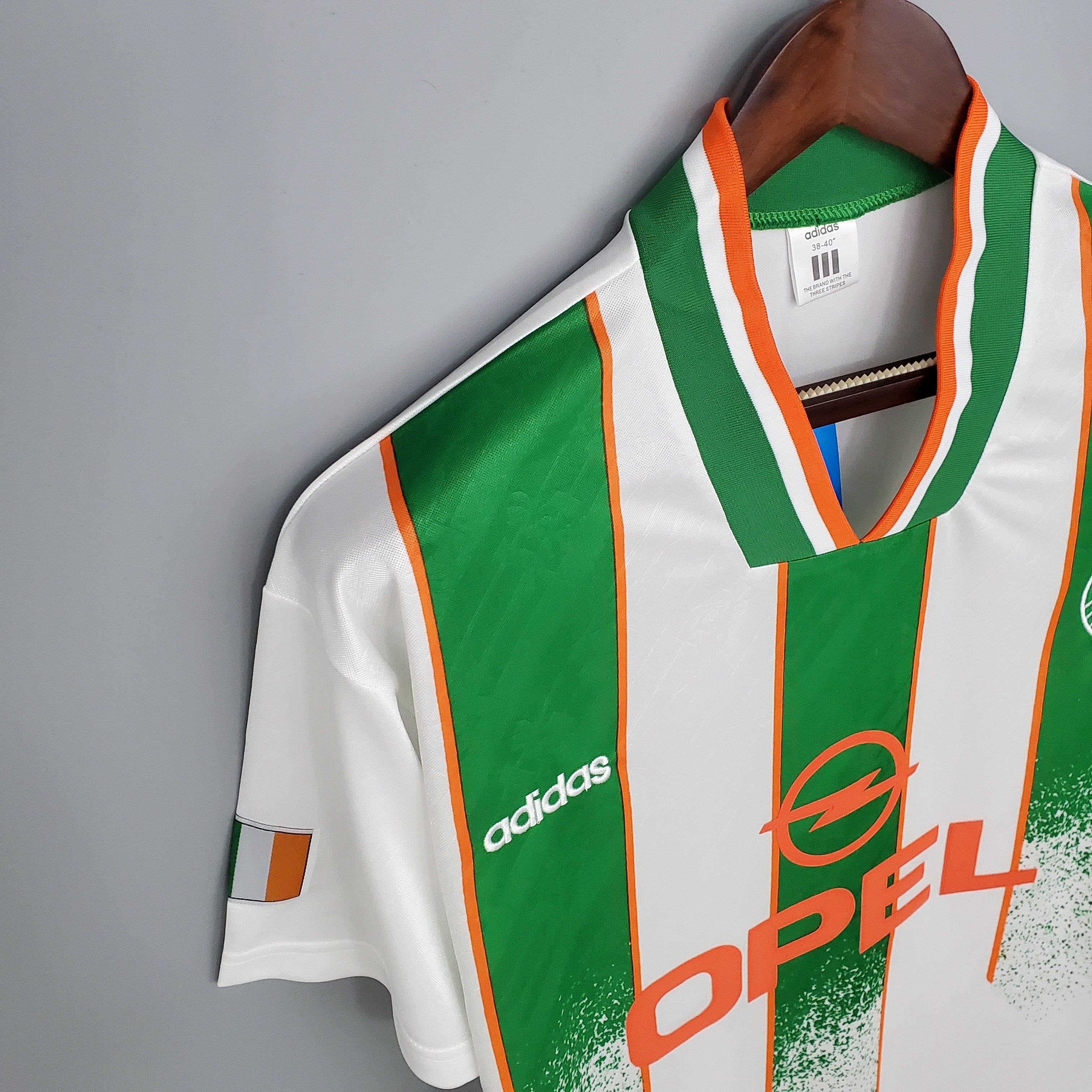 1990s Ireland Retro Football Shirt | Green White Home