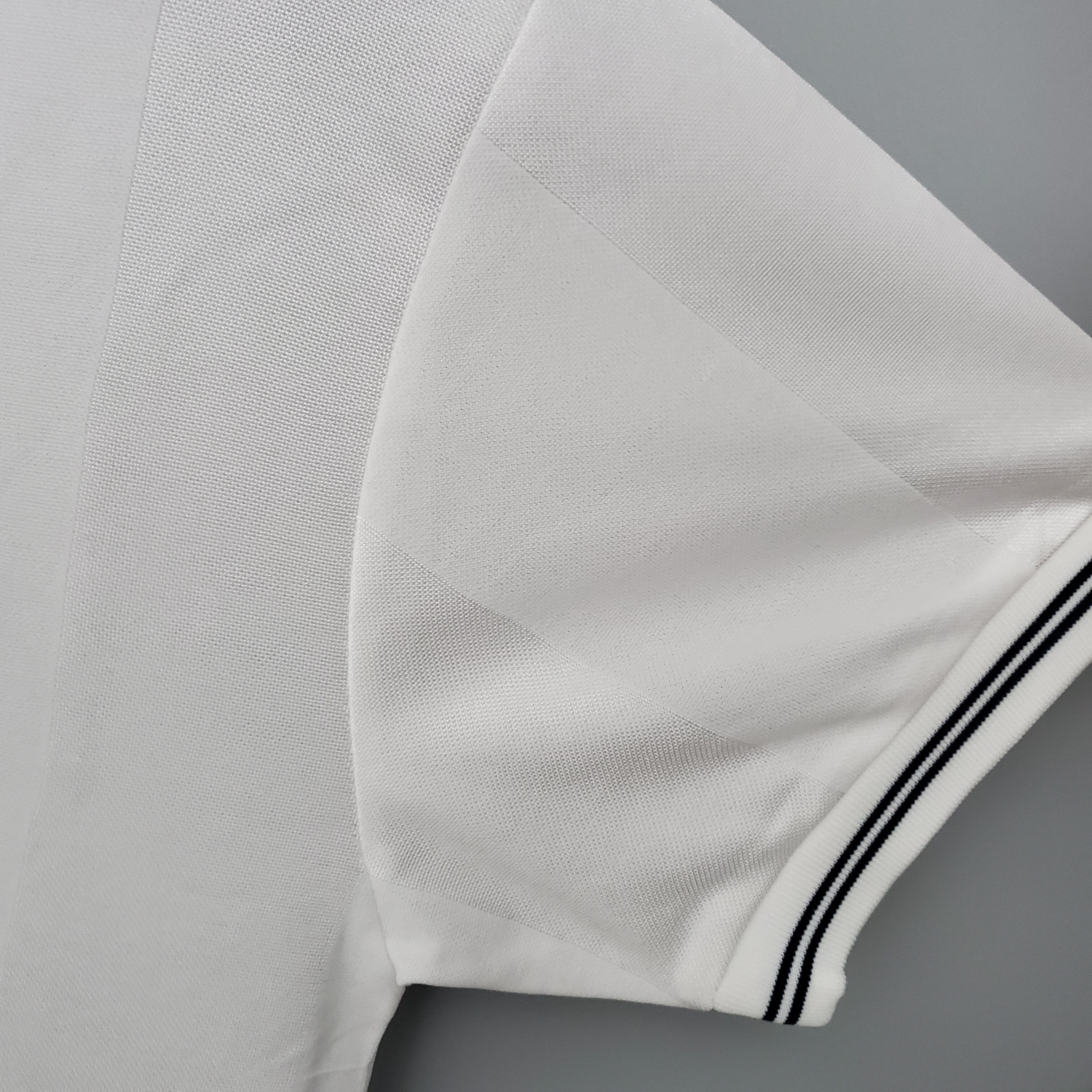 1980s Tottenham Hotspur Retro Football Shirt | White Black Home