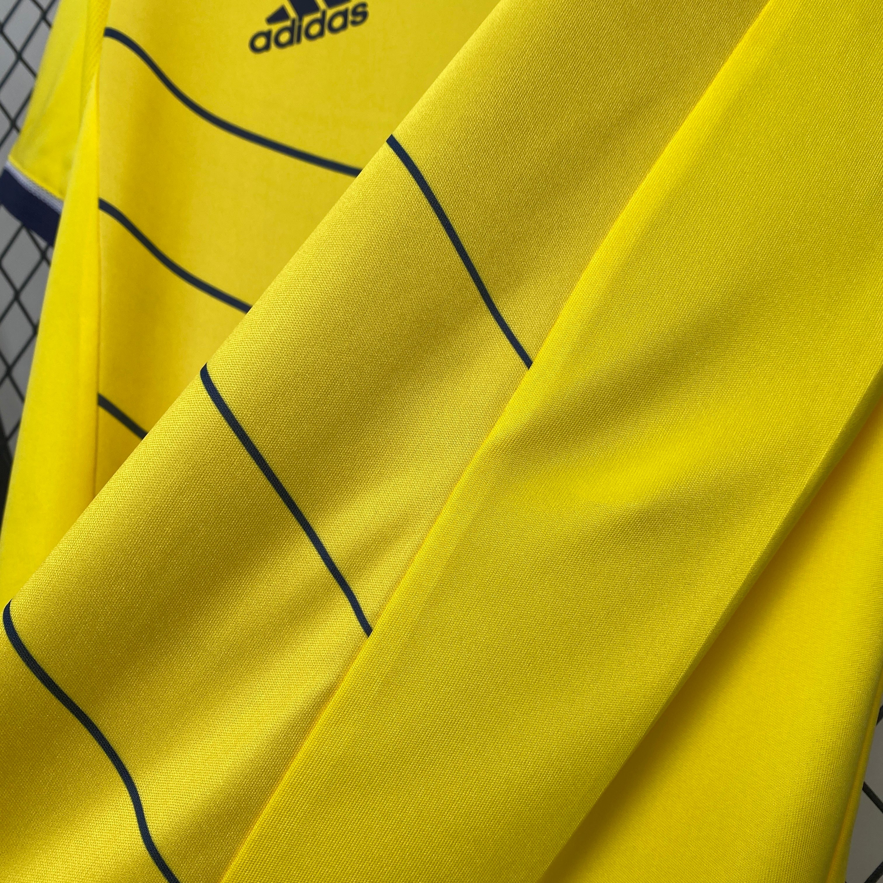 2010s Colombia Retro Football Shirt | Yellow Navy Home