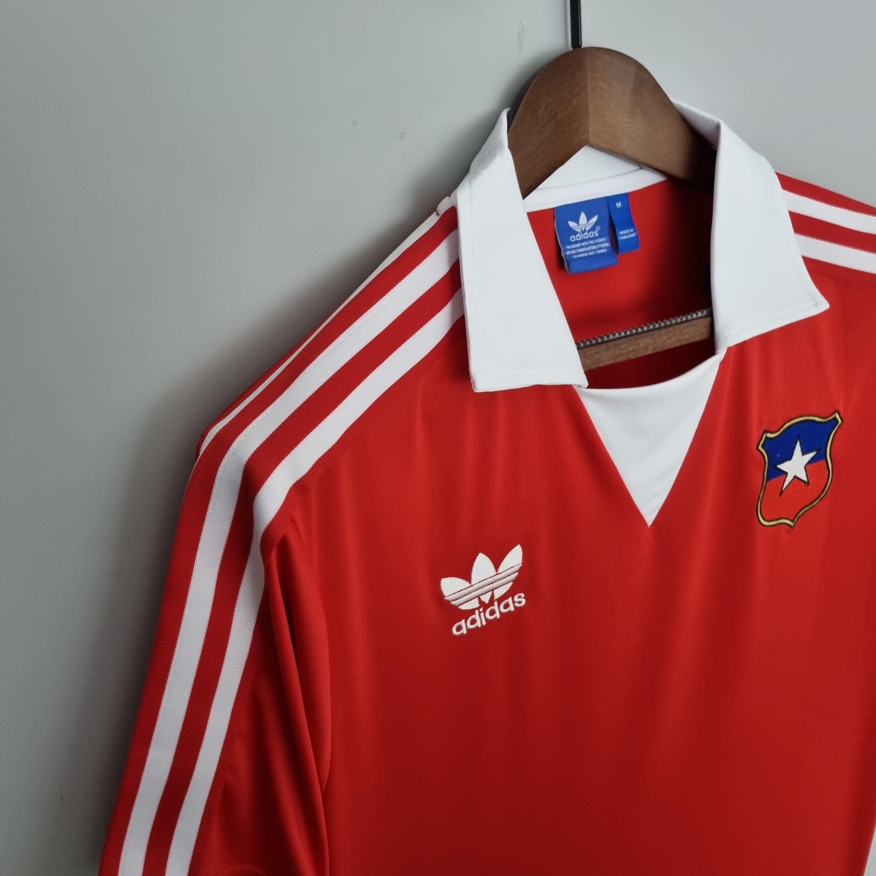 1980s Chile Retro Football Shirt | Red White Home