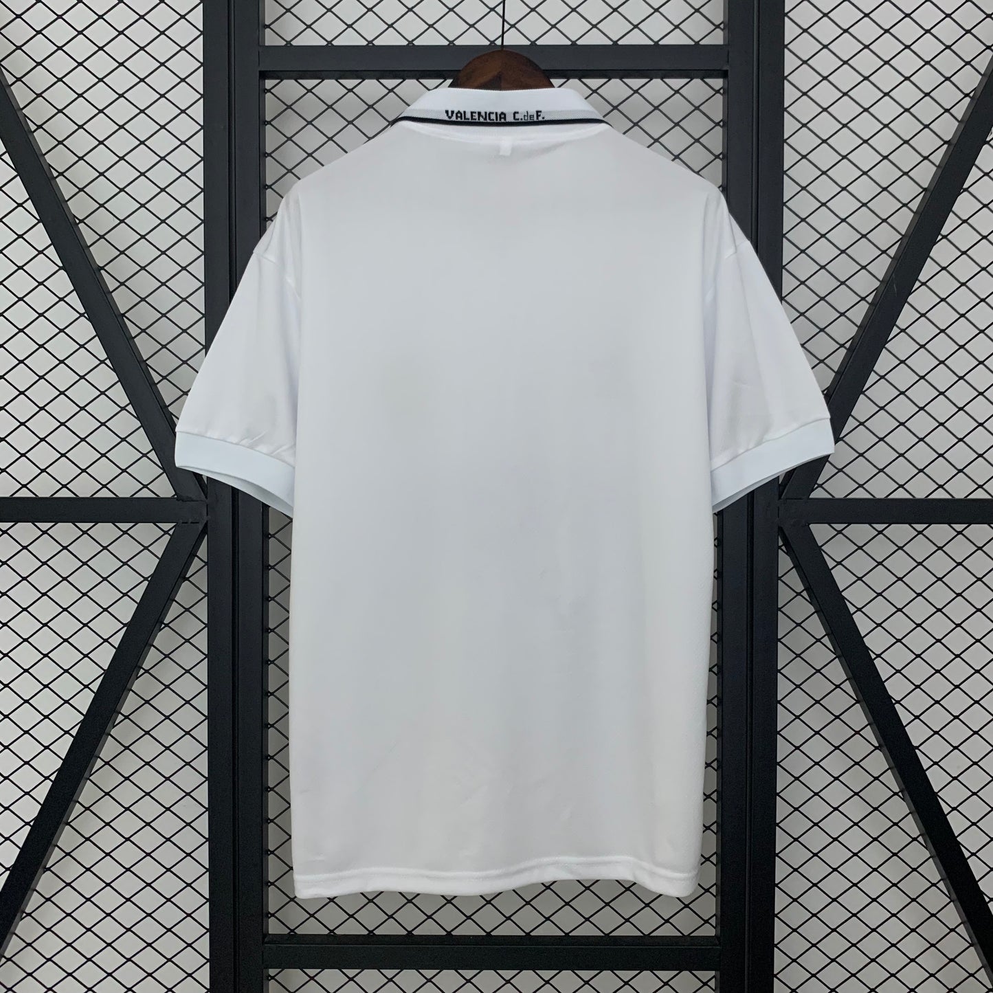 1990s Valencia Retro Football Shirt | White Black Home
