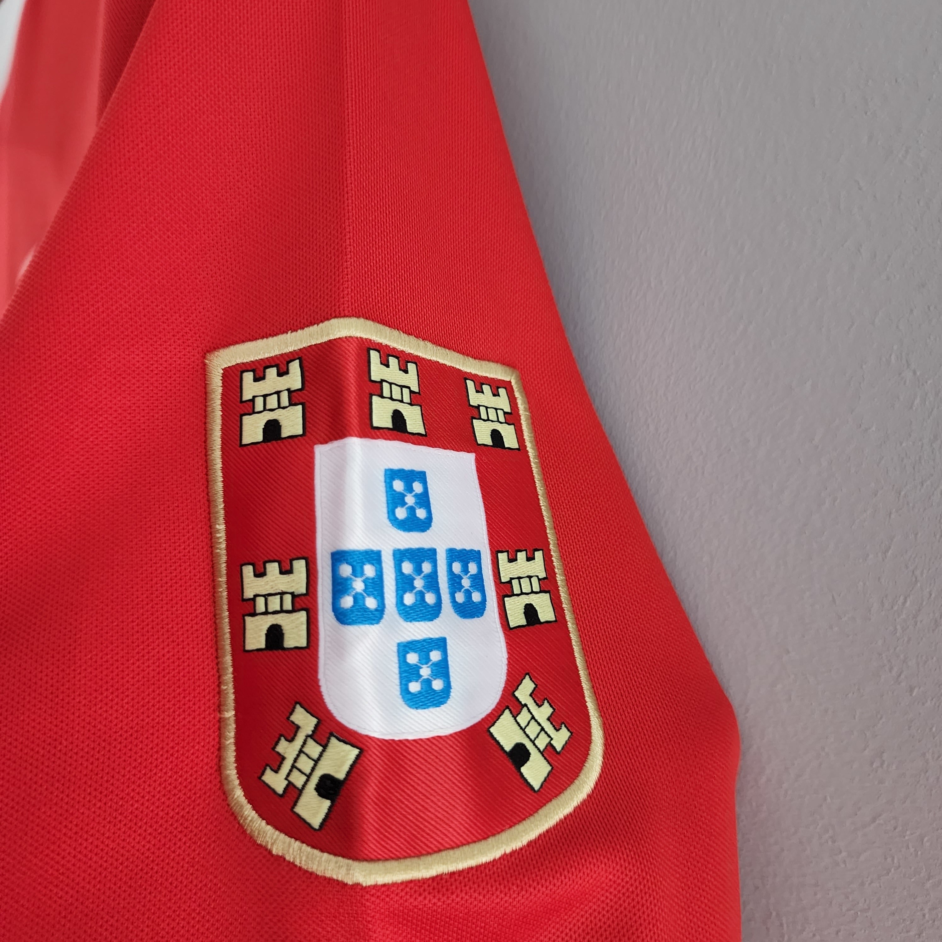 1970s Benfica Retro Football Shirt | Red White Home