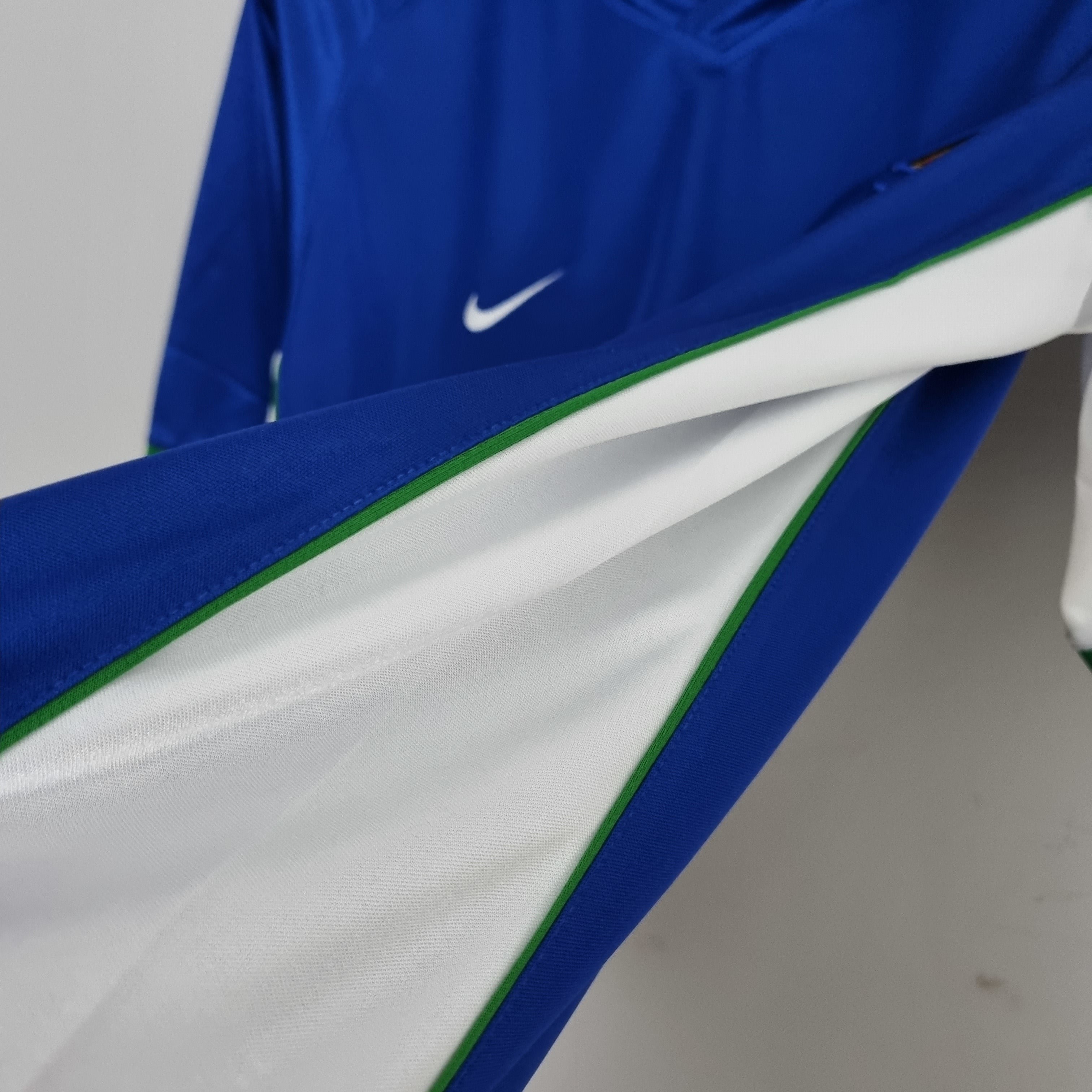 1990s Portugal Retro Football Shirt | Blue Green Home