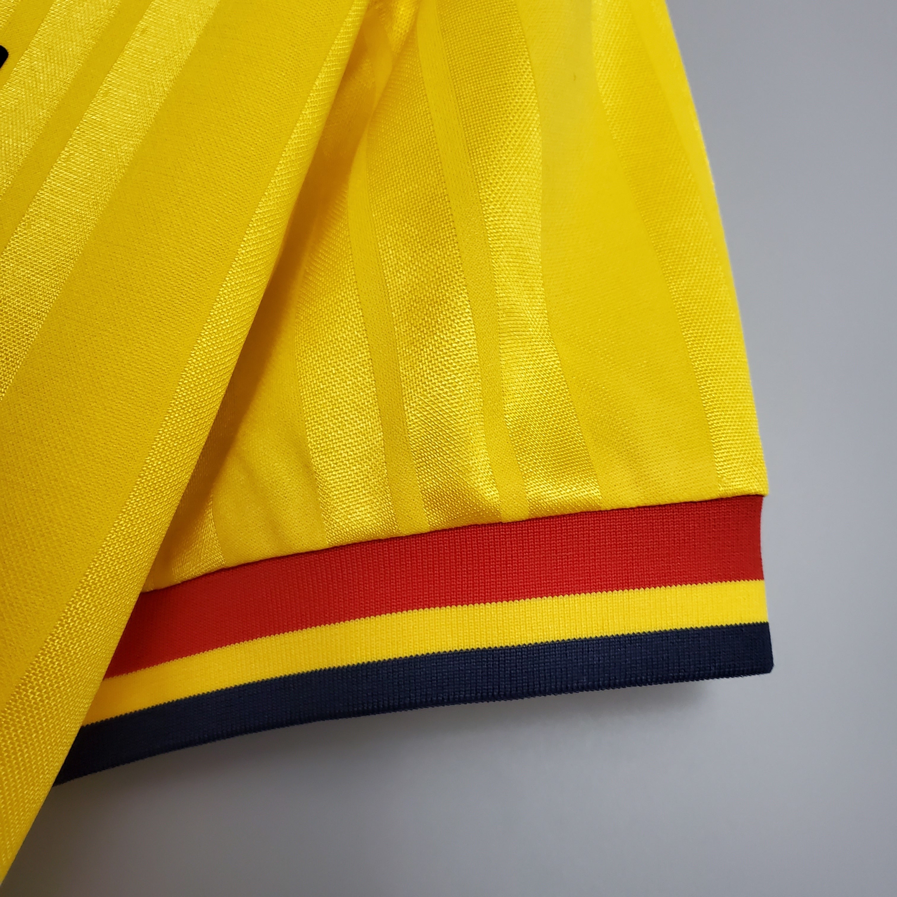 1990s Arsenal Retro Football Shirt | Yellow Navy Home