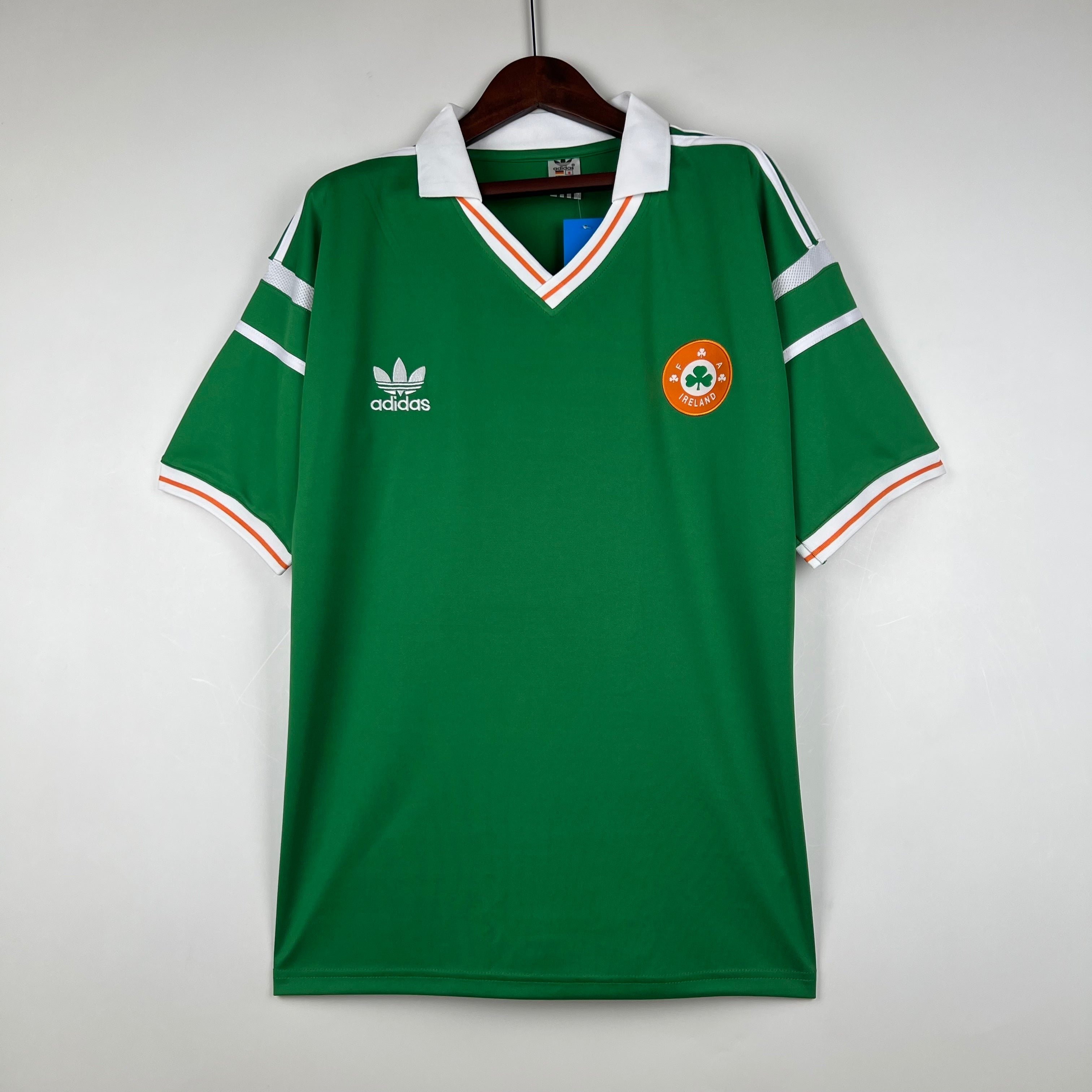 1980s Ireland Retro Football Shirt | Green White Home