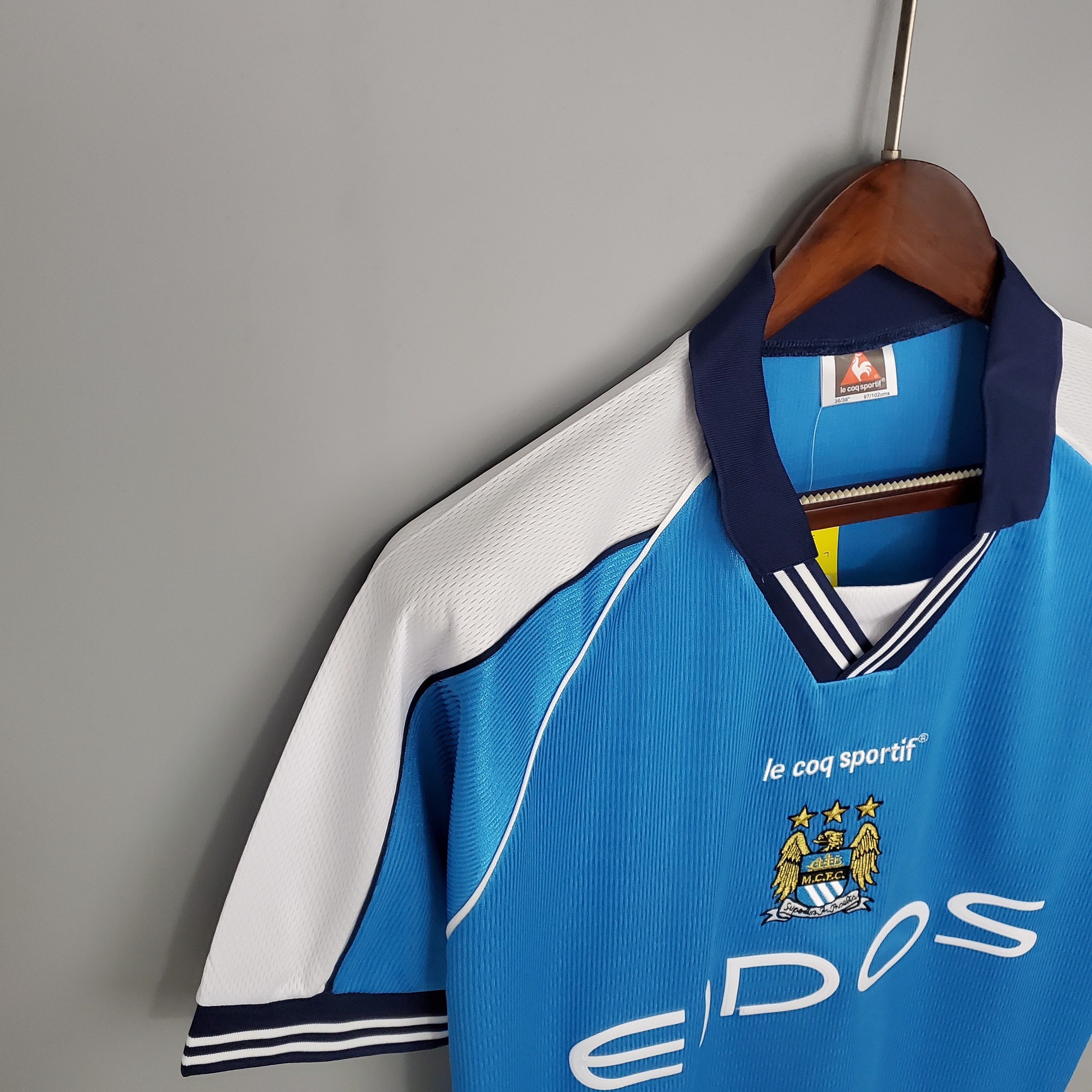 1990s Manchester City Retro Football Shirt | Sky Blue White Home