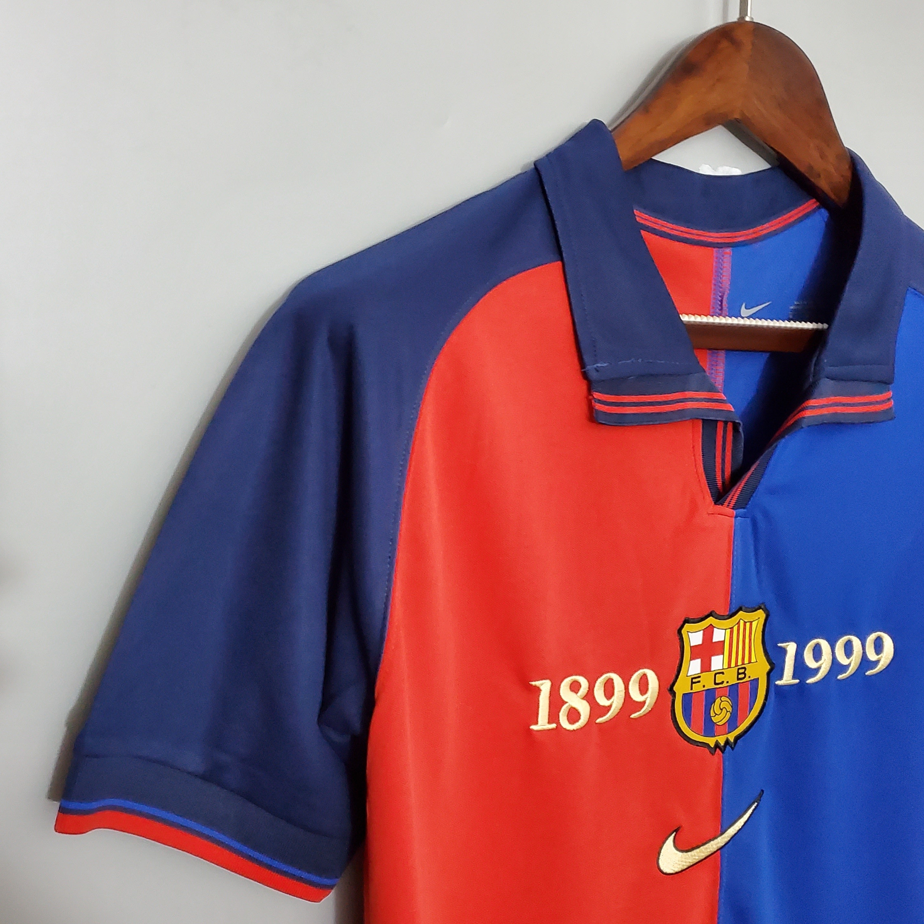 1990s Barcelona Retro Football Shirt | Red Blue Home