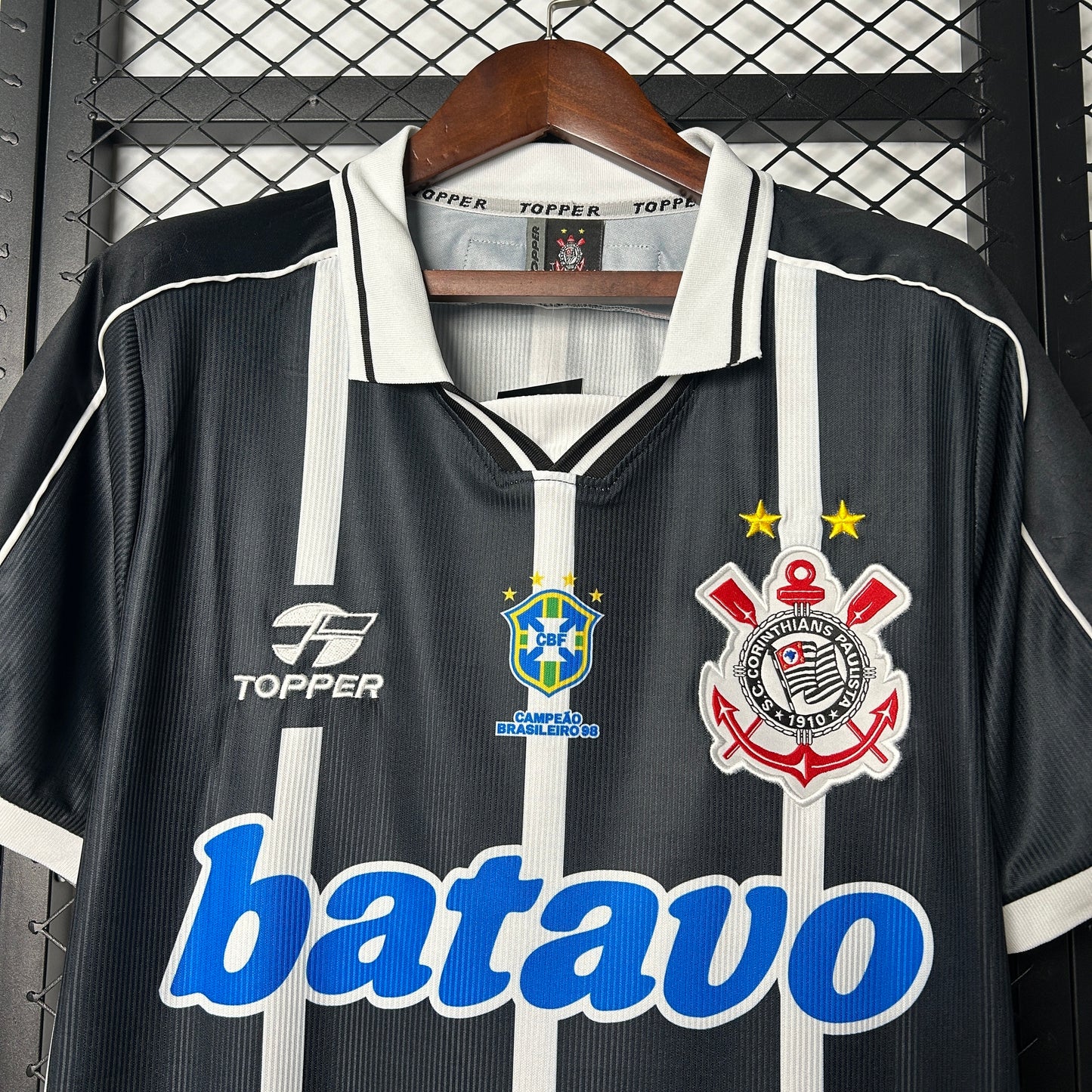 1990s Corinthians Retro Football Shirt | Black White Home