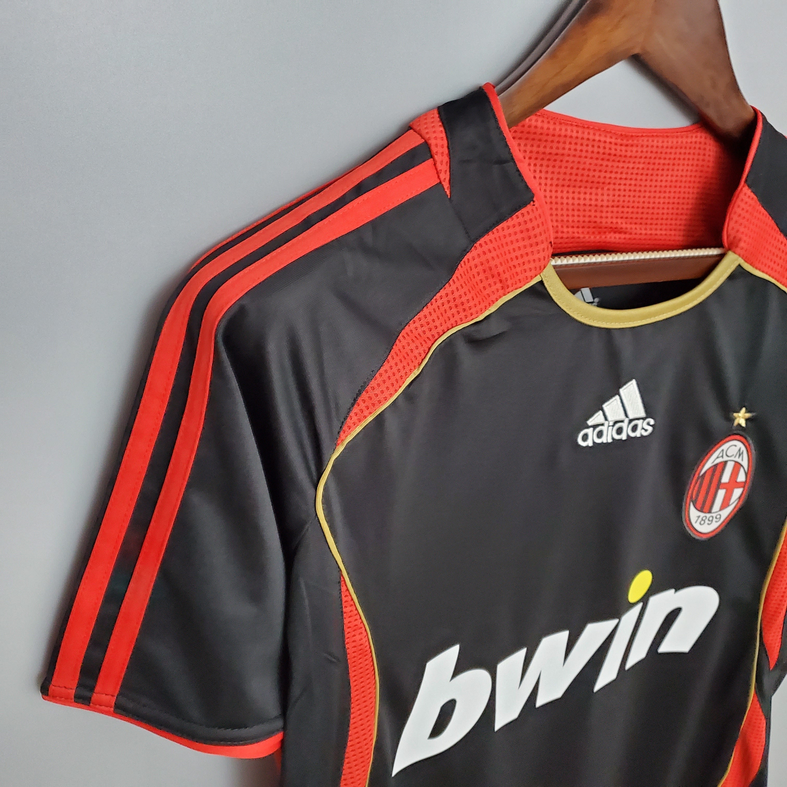 2000s AC Milan Retro Football Shirt | Black Red Home