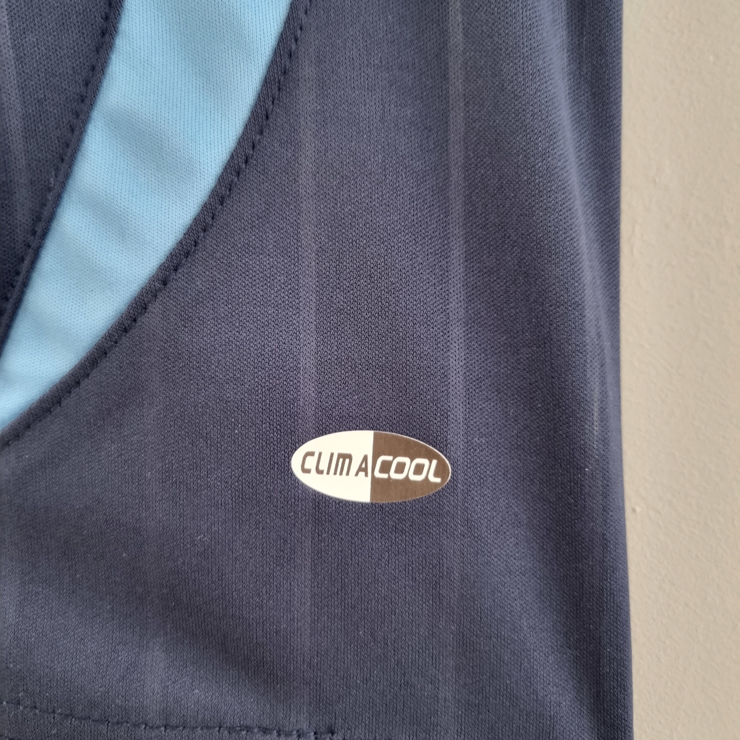2000s Argentina Retro Football Shirt | Navy Sky Blue Home