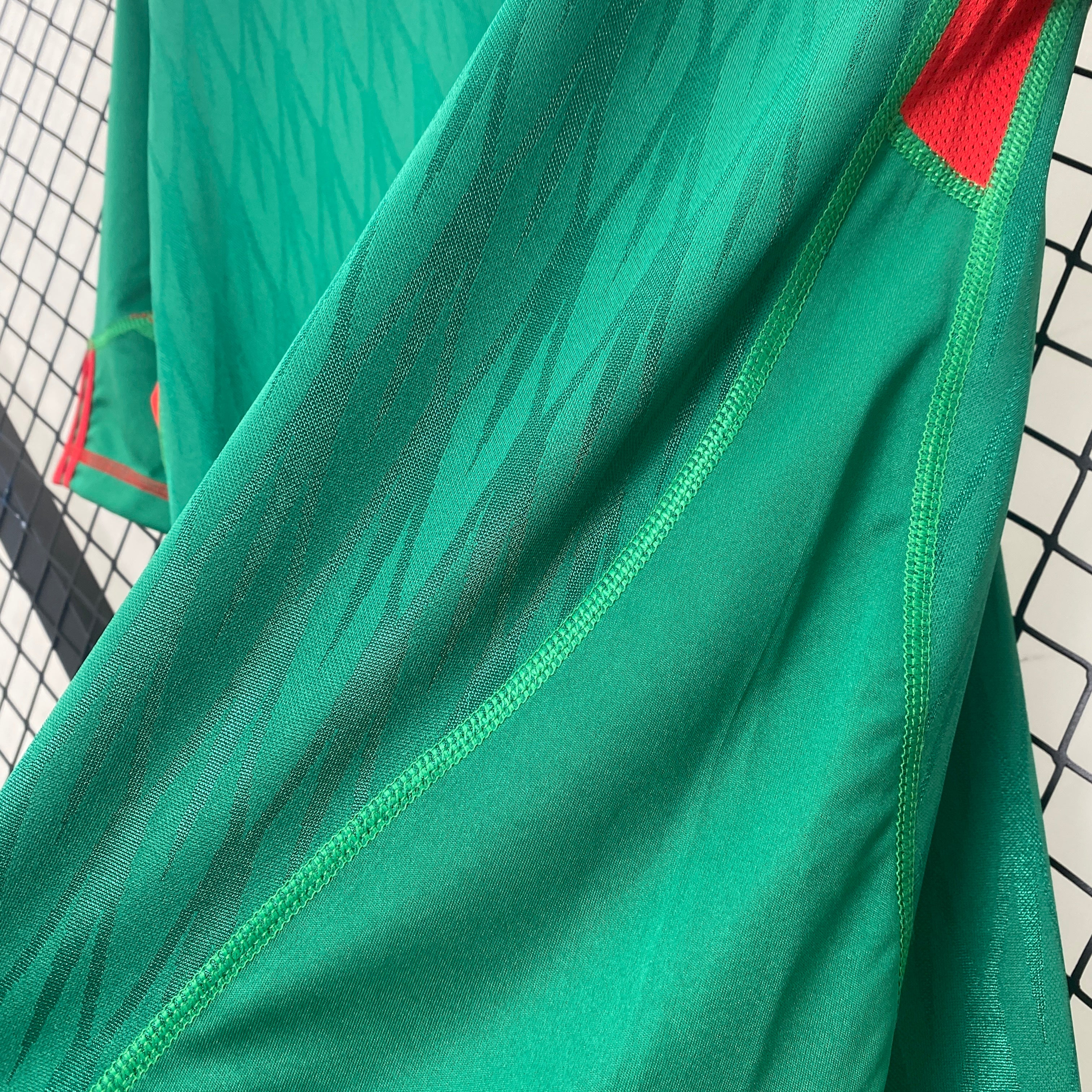 2000s Mexico Retro Football Shirt | Green Red Home