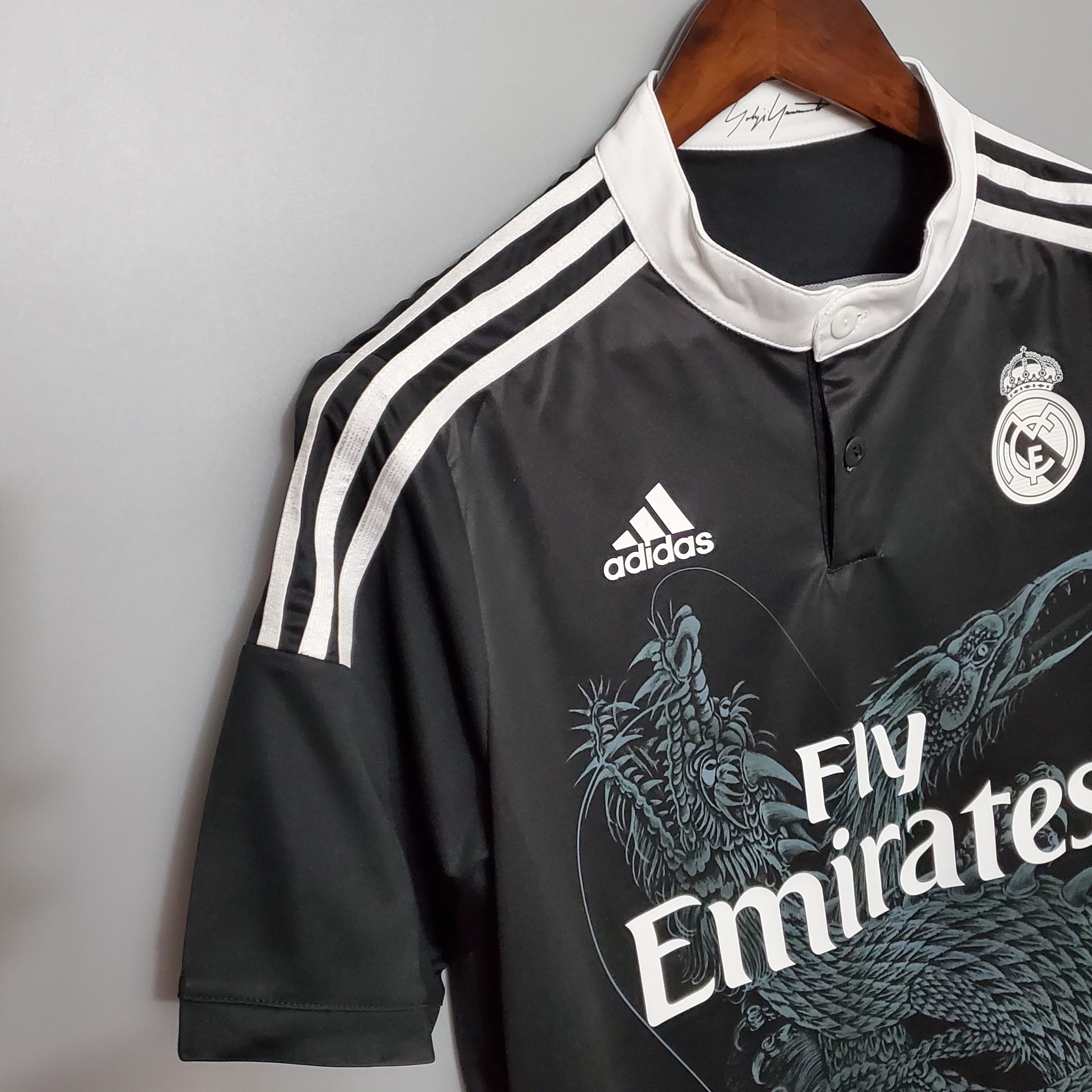 2010s Real Madrid Retro Football Shirt | Black White Third