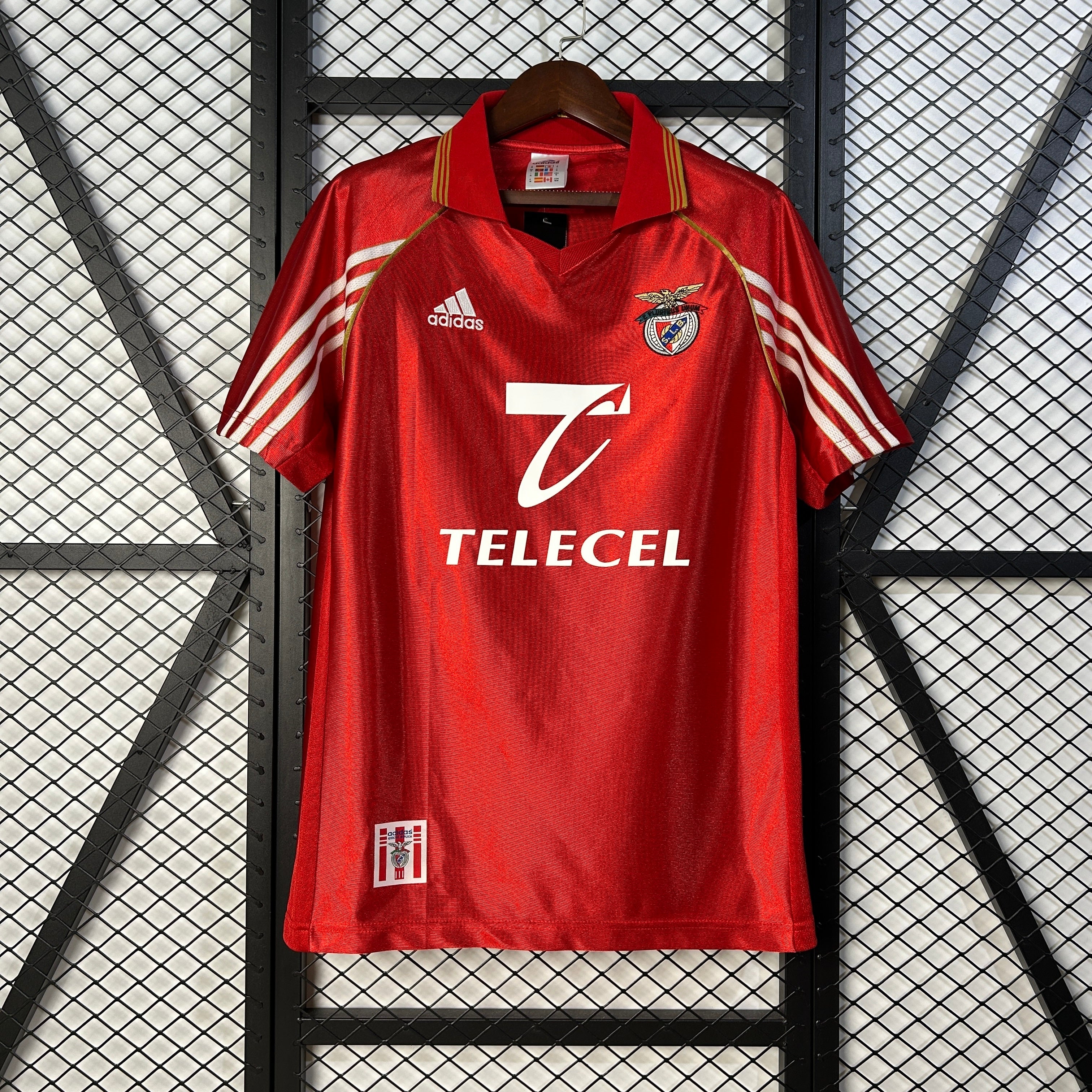 1990s Benfica Retro Football Shirt | Red White Home