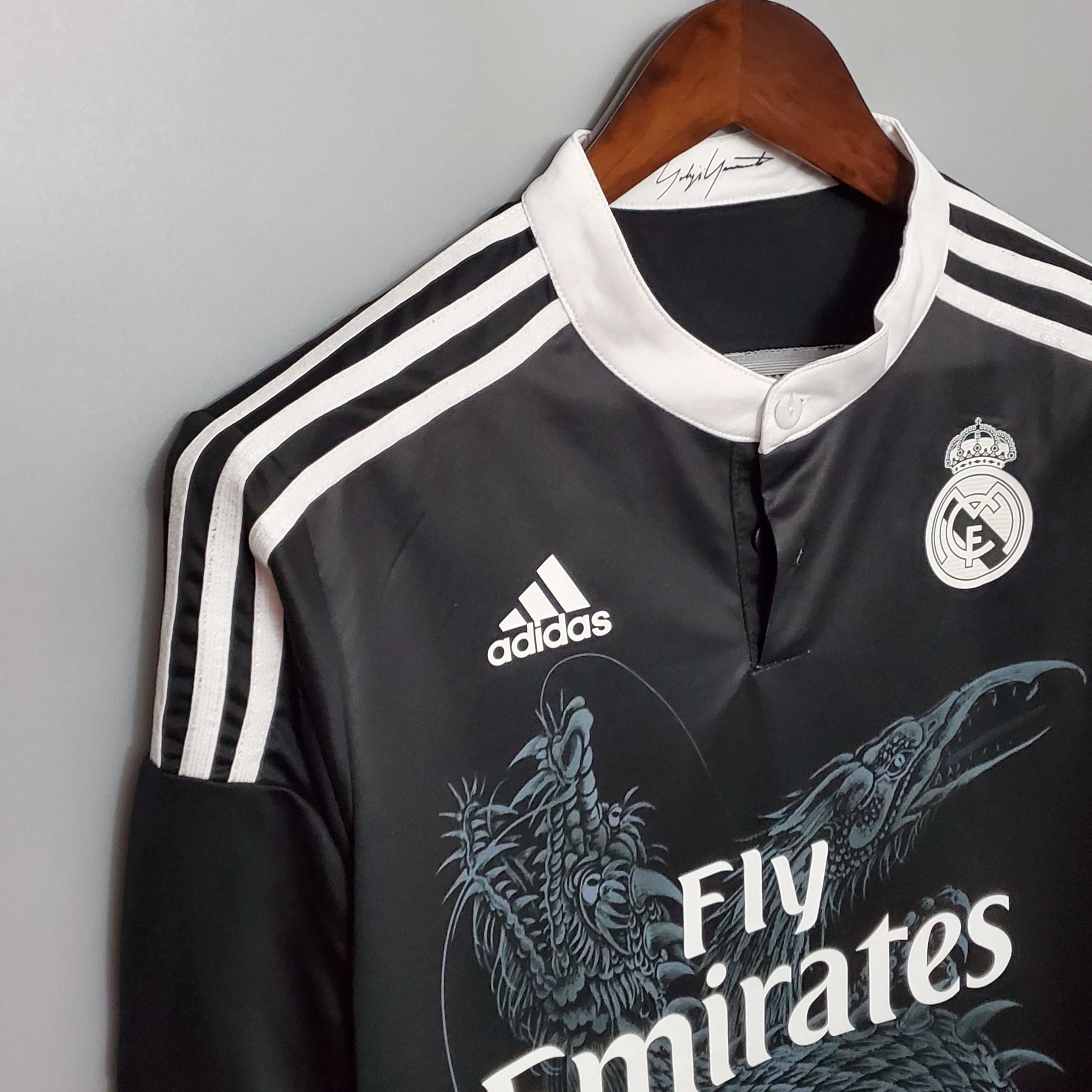 2000s Real Madrid Retro Football Shirt | Black White Home