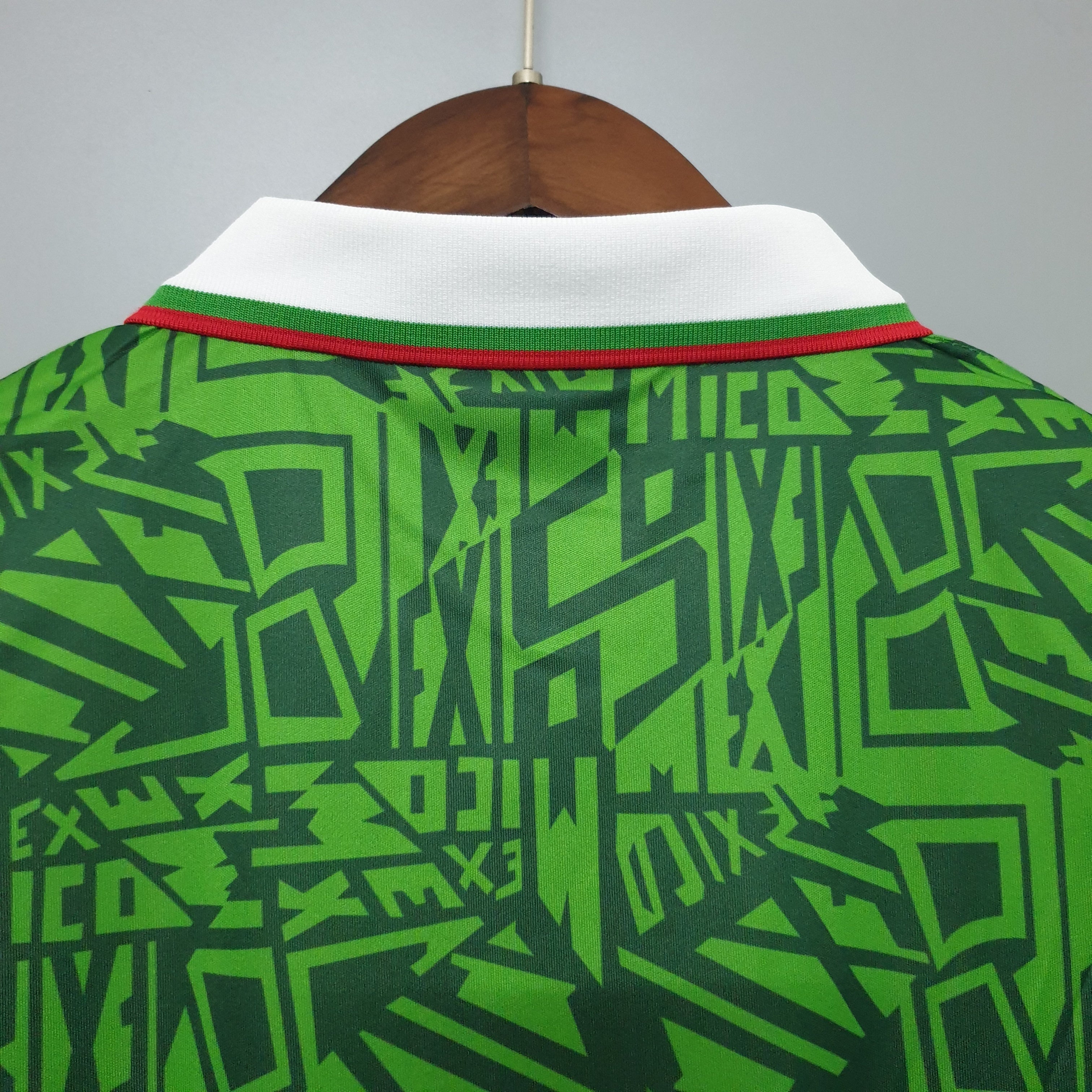 1990s Mexico Retro Football Shirt | Green White Home