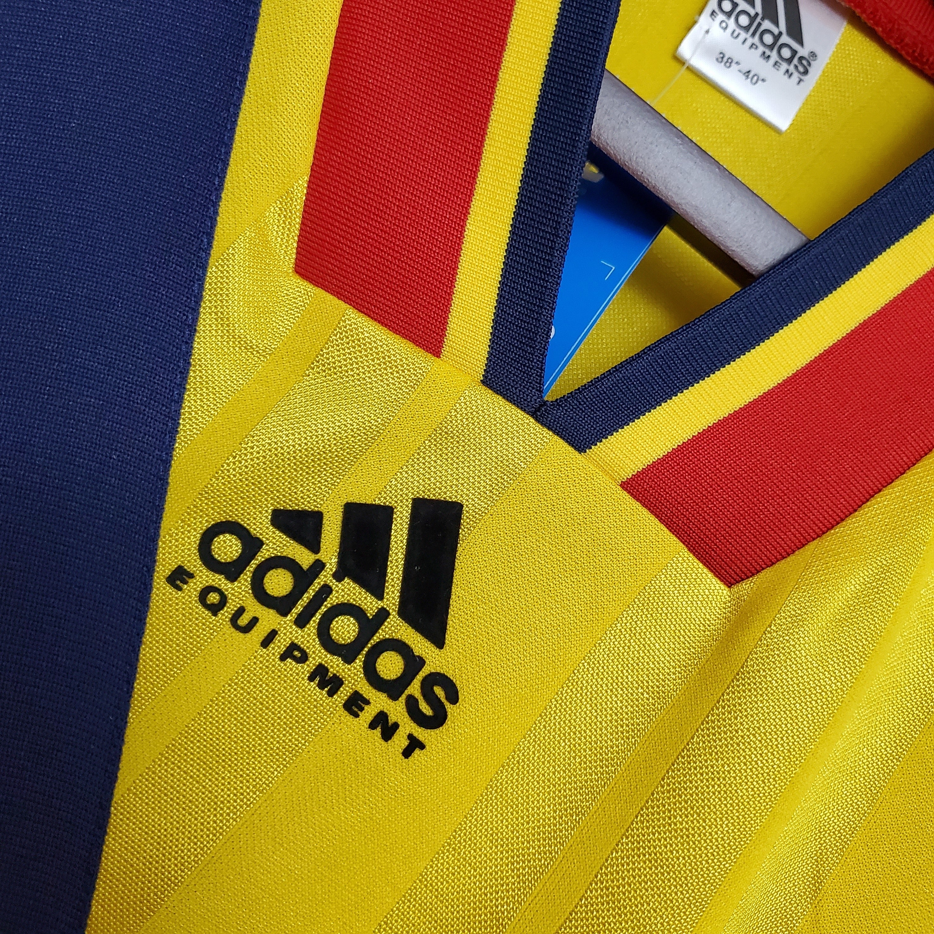 1990s Arsenal Retro Football Shirt | Yellow Navy Home