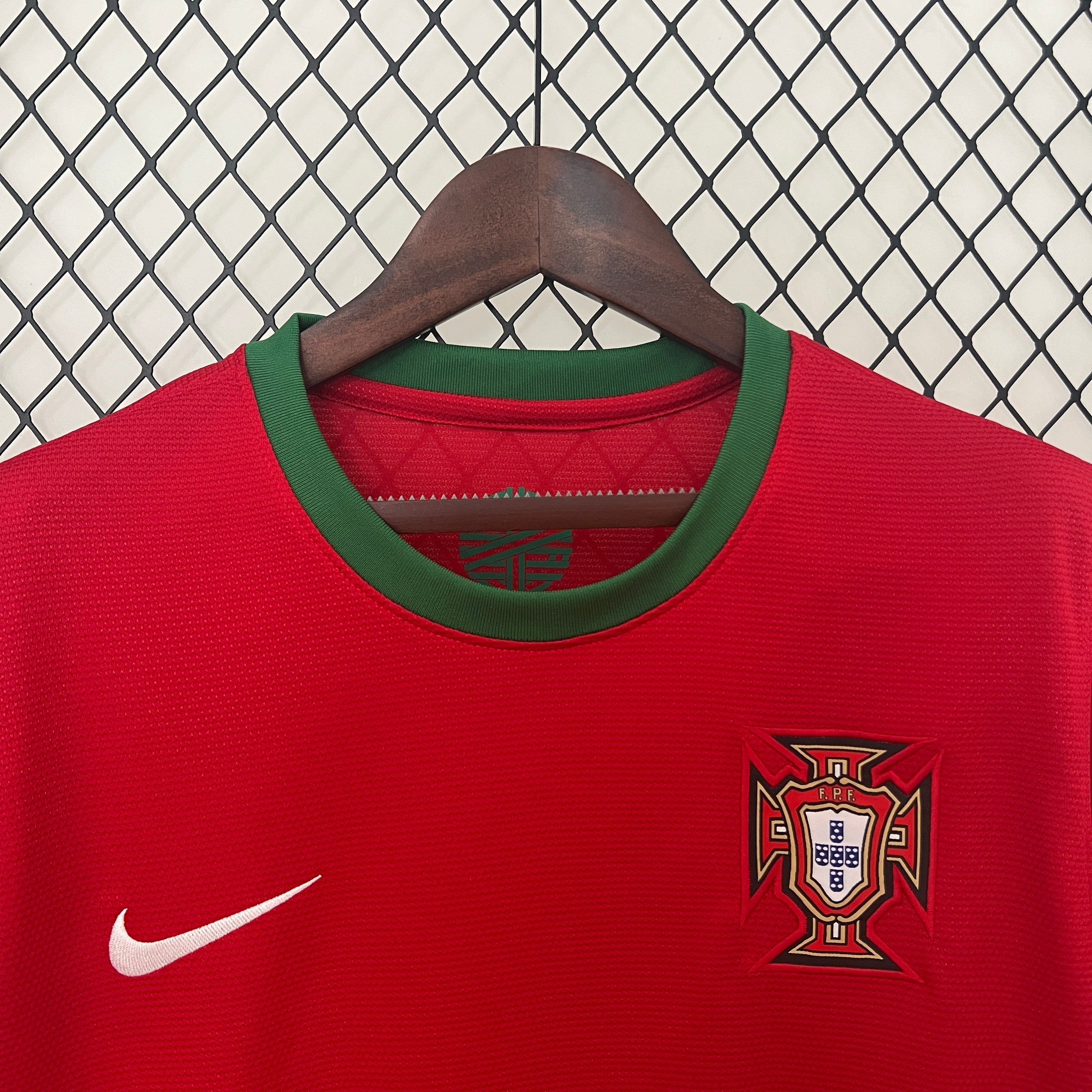 2000s Portugal Retro Football Shirt | Red Green Home
