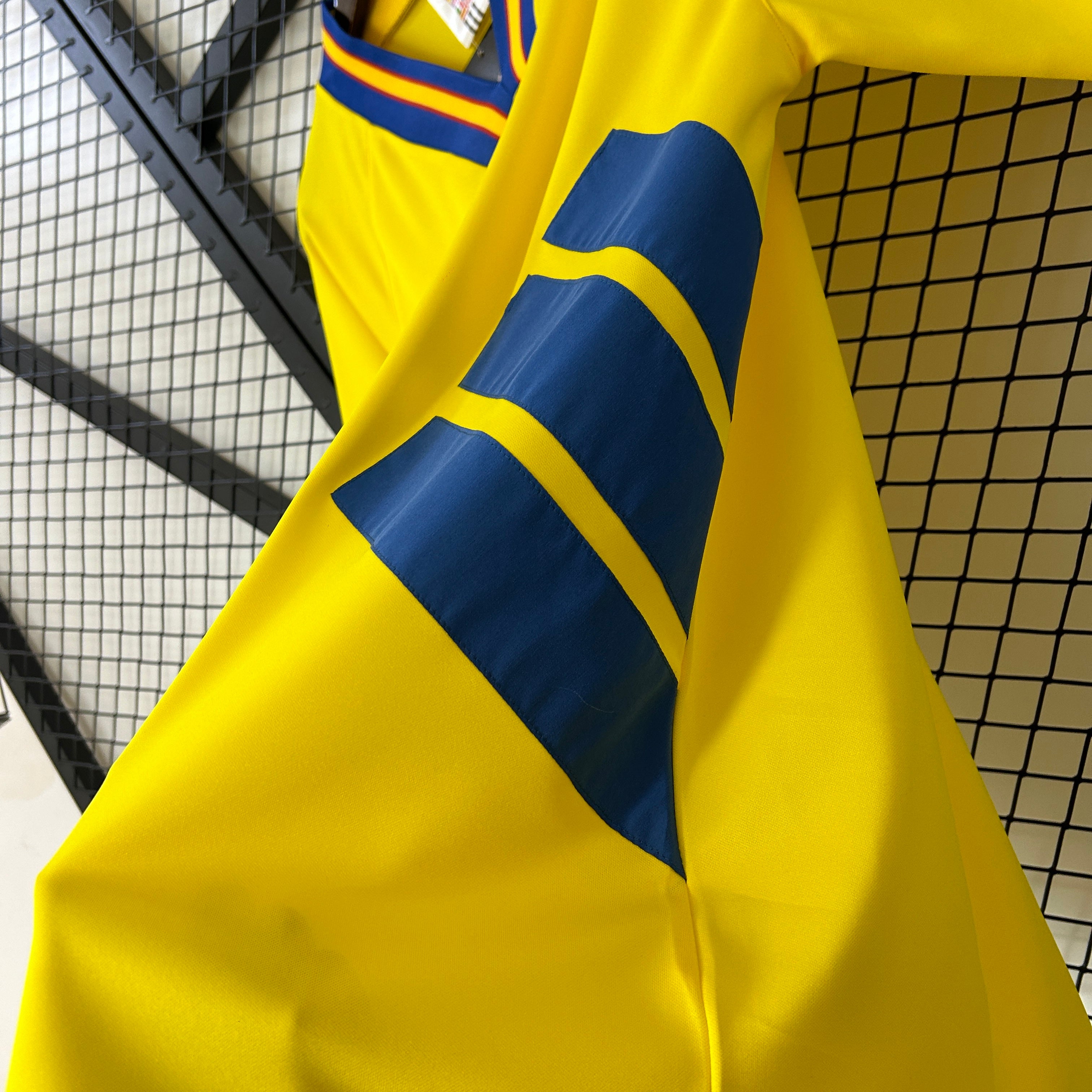 1990s Sweden Retro Football Shirt | Yellow Blue Home