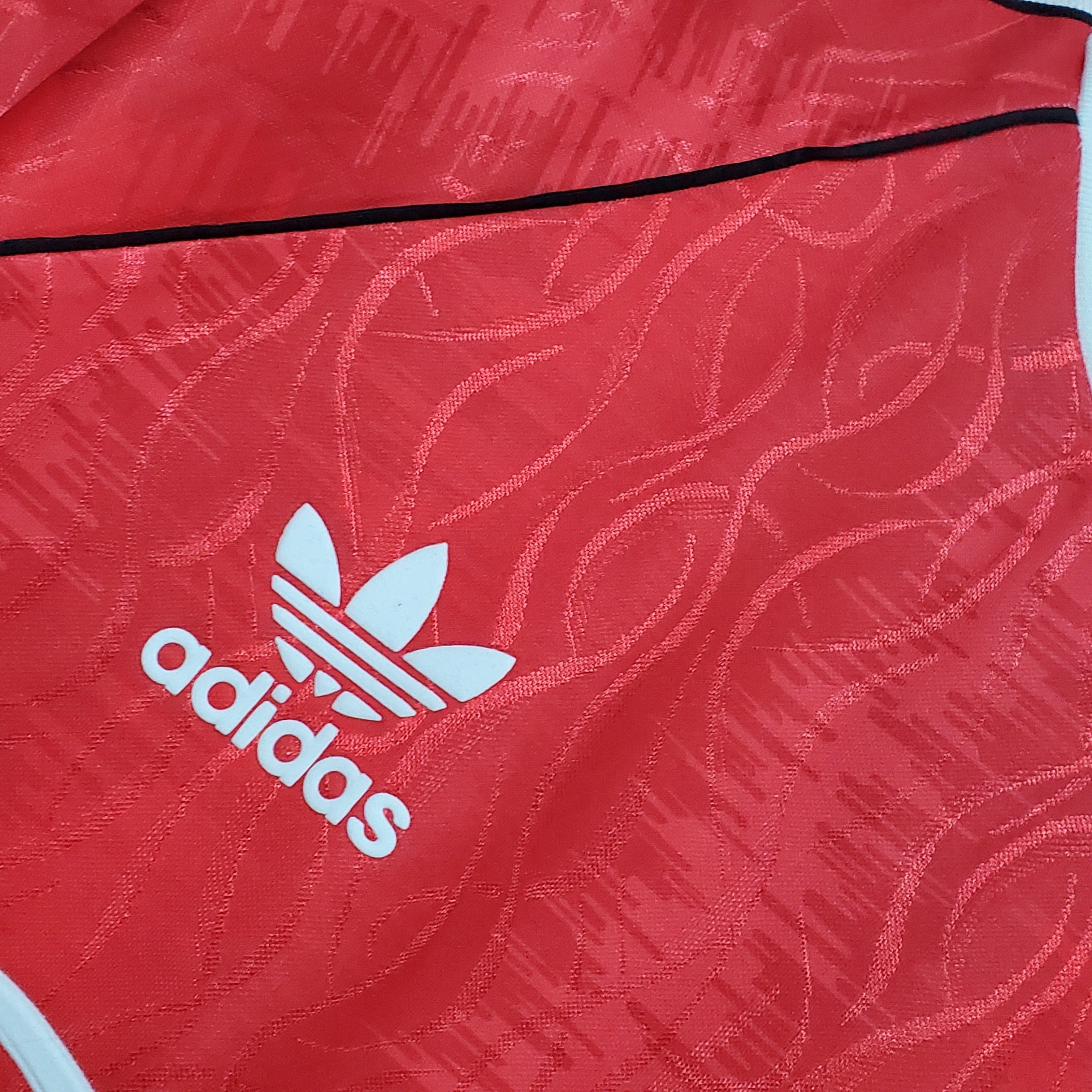 1990s Manchester United Retro Football Shirt | Red White Home