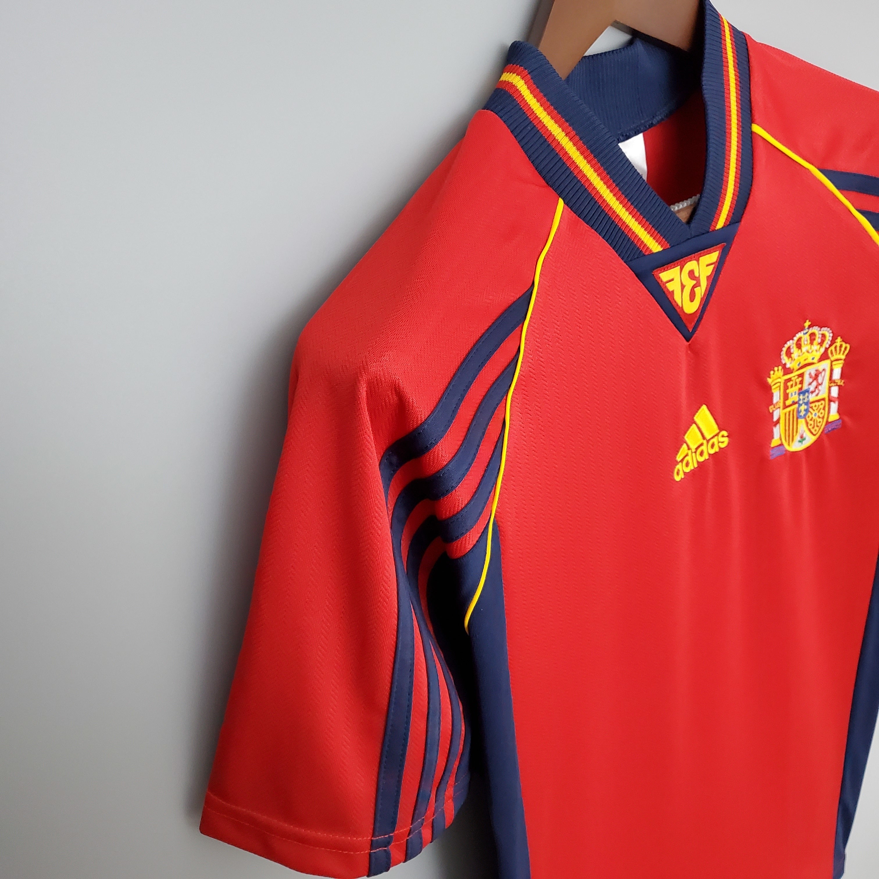 2000s Spain Retro Football Shirt | Red Navy Home