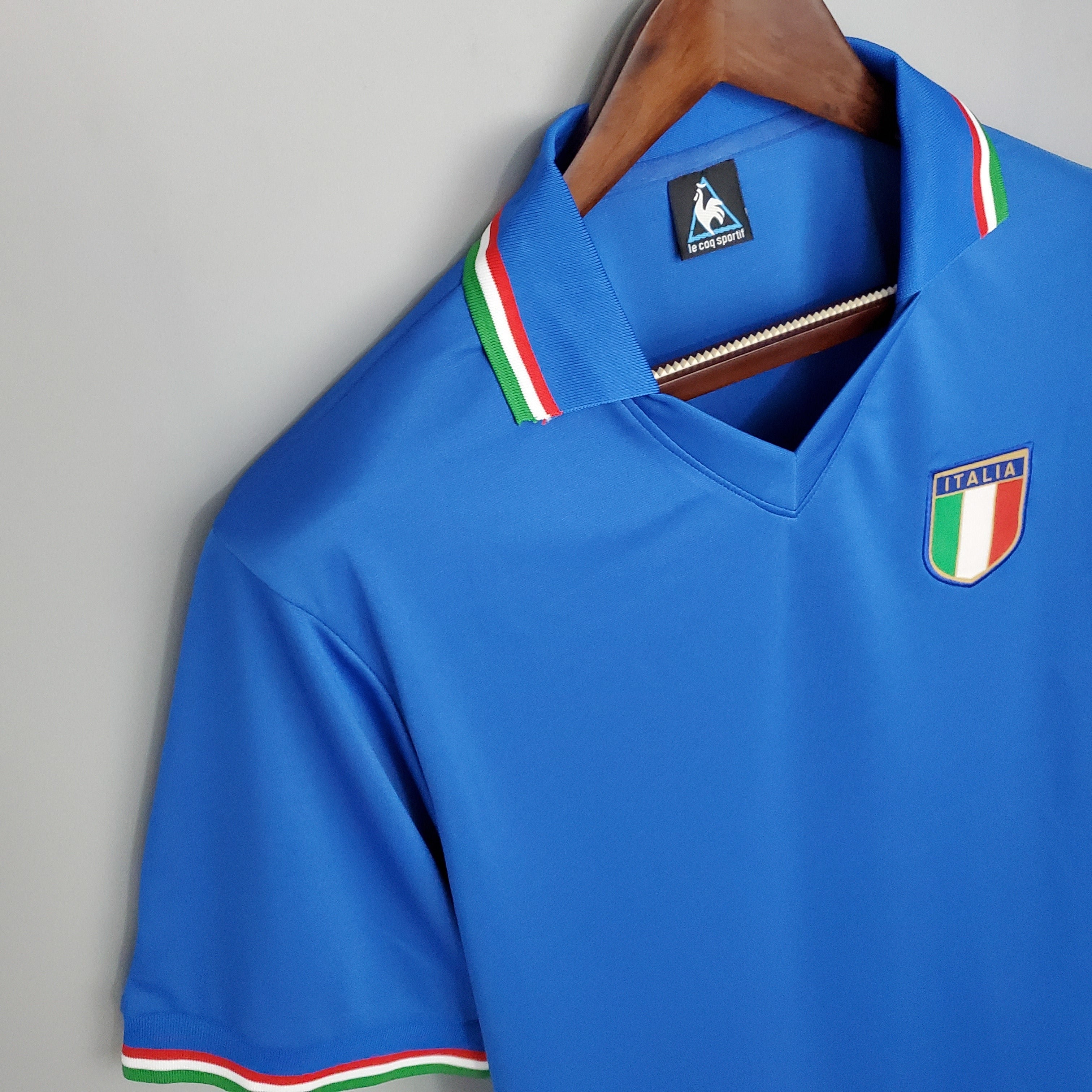 1980s Italy Retro Football Shirt | Blue White Home