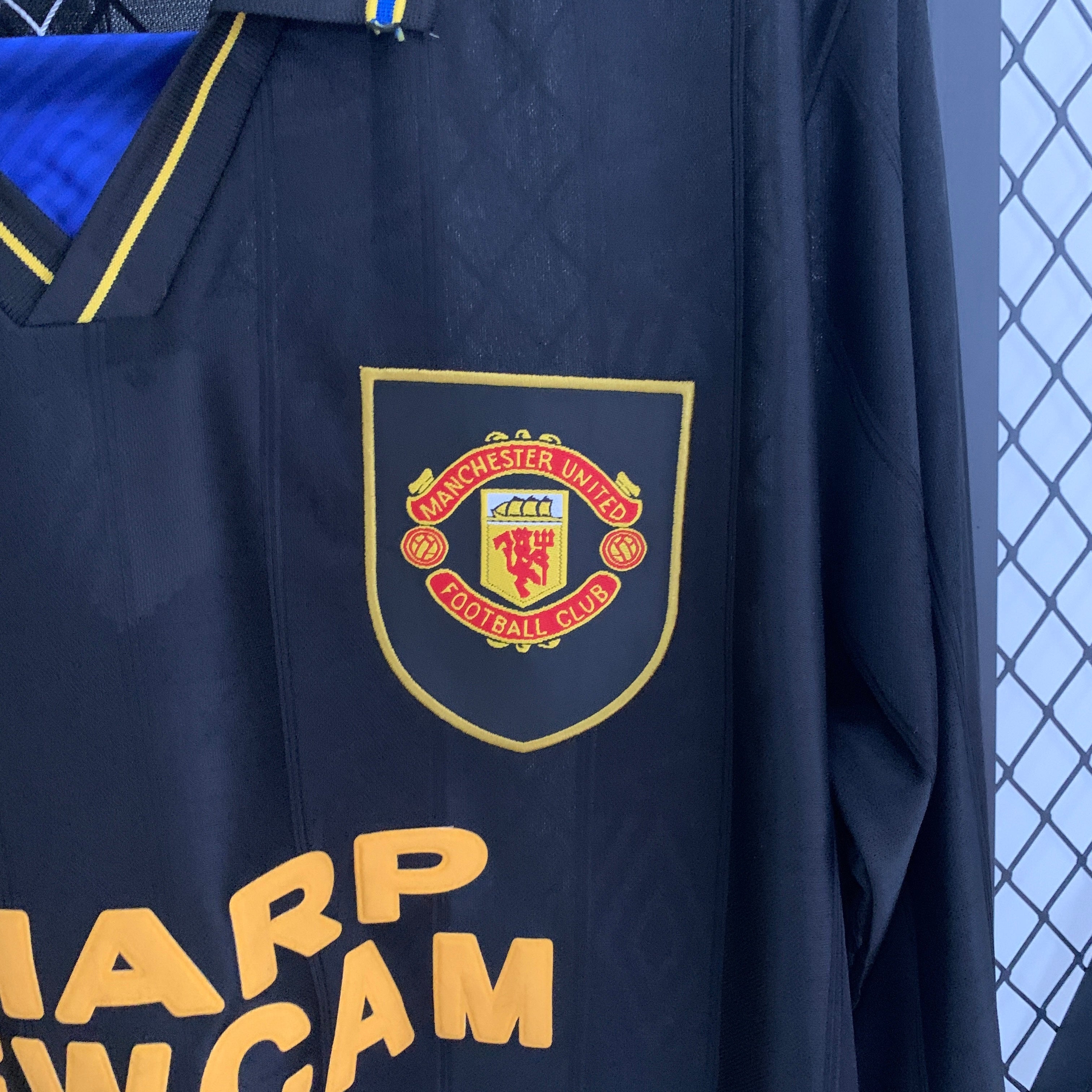 1990s Manchester United Retro Football Shirt | Black Yellow Home