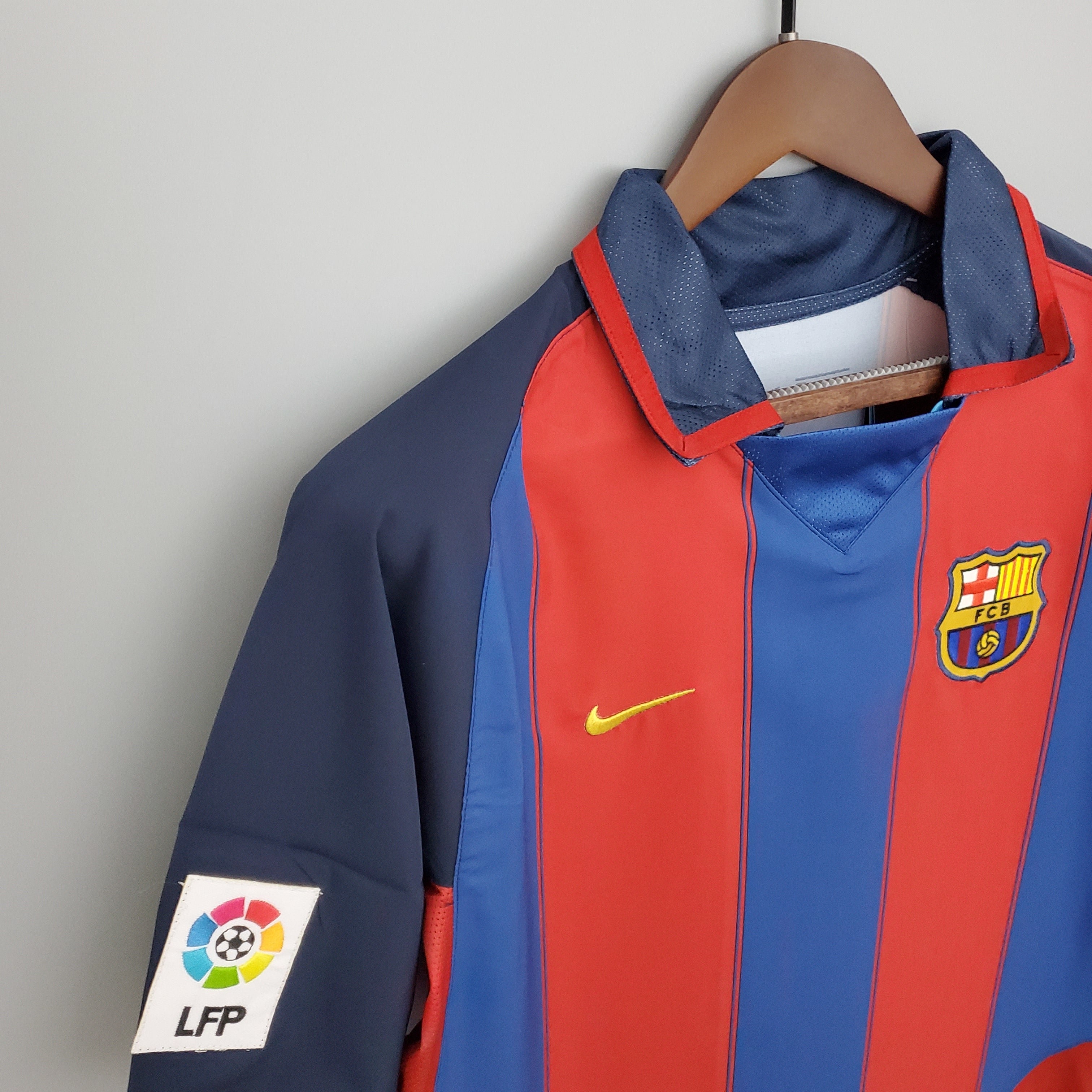 2000s Barcelona Retro Football Shirt | Red Blue Home